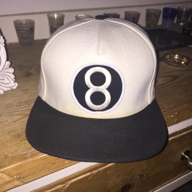 Supreme 8 best sale ball hat