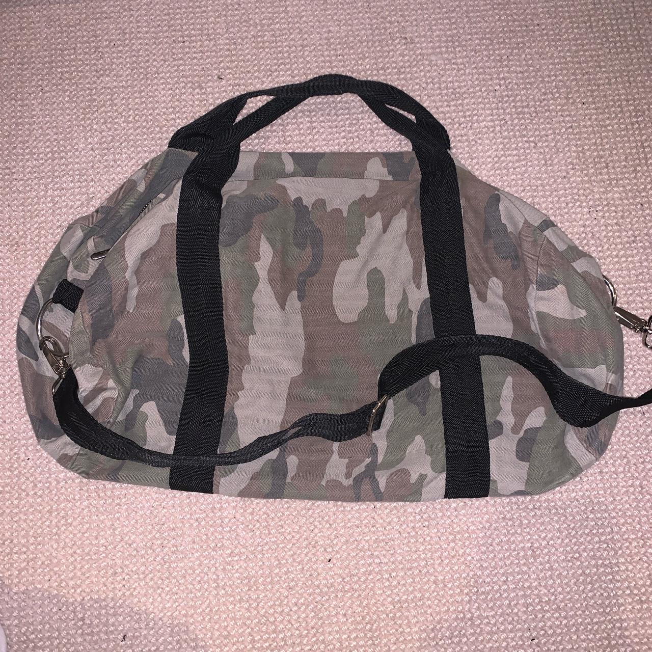 Topshop camo duffel bag overnight bag Excellent