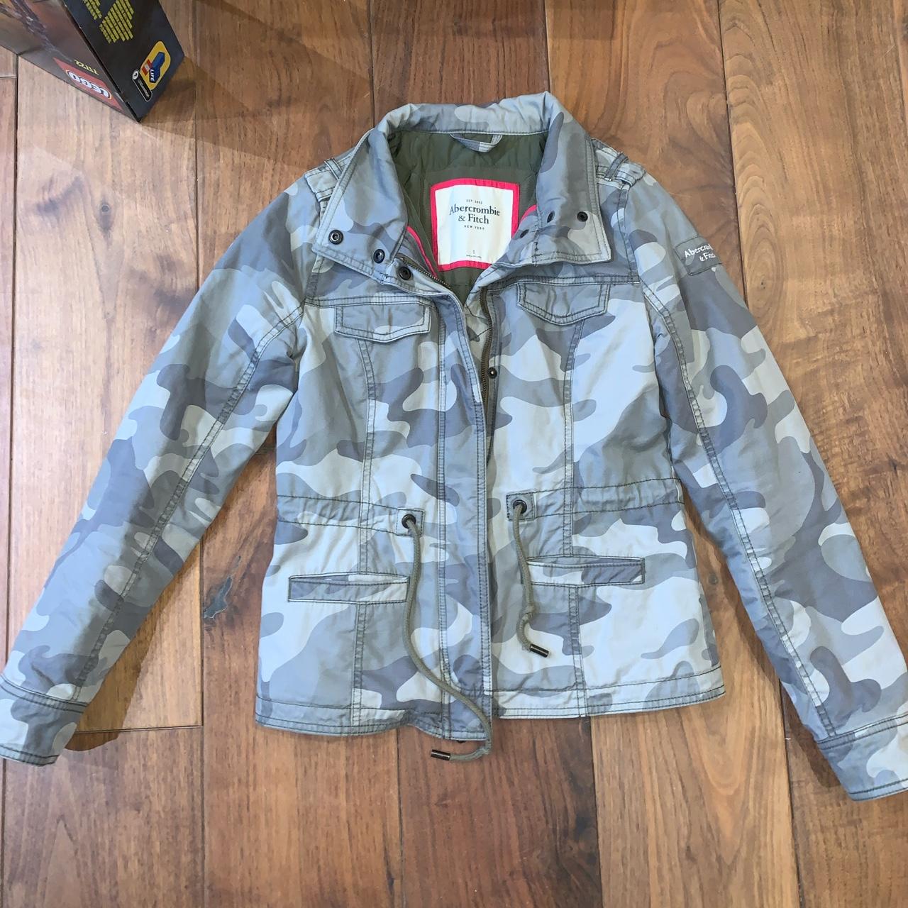 Abercrombie and sale fitch camo jacket