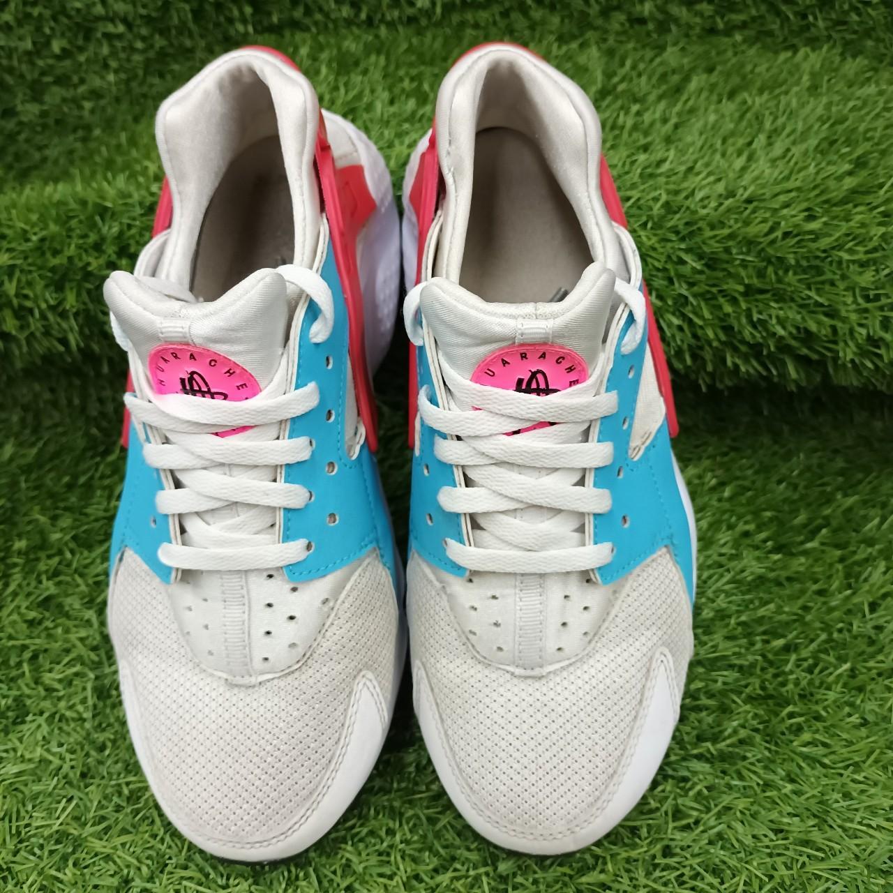 Nike Air Huarache Run Women's Pink Suede - Depop