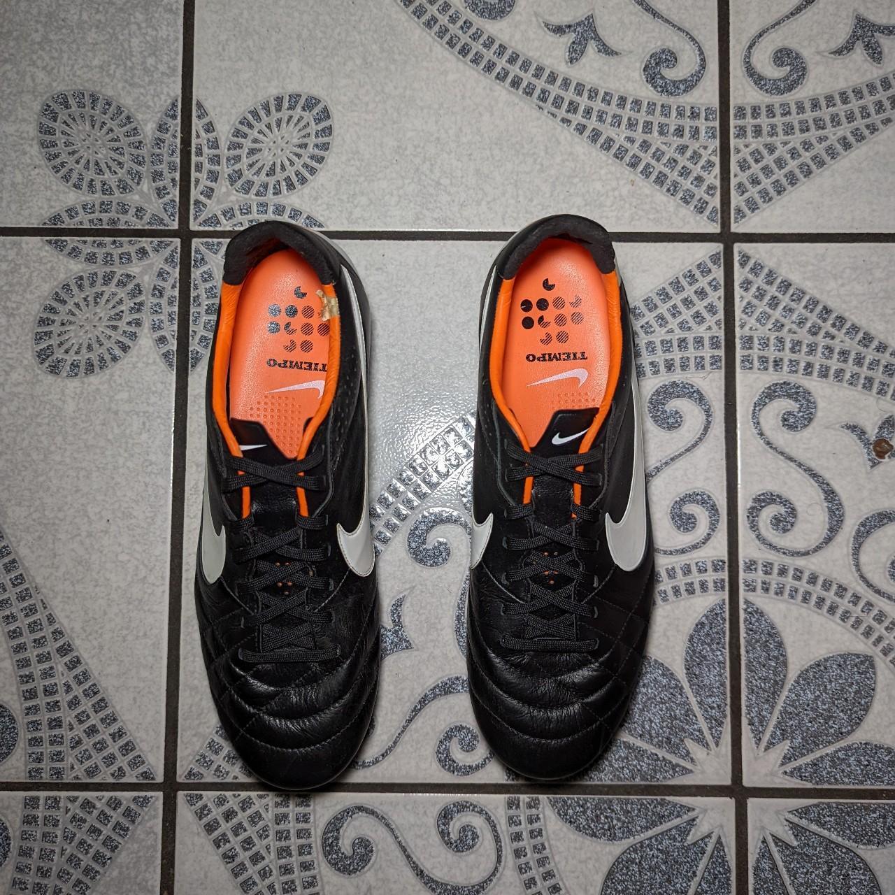 Nike Men's Black and Orange Footwear (4)