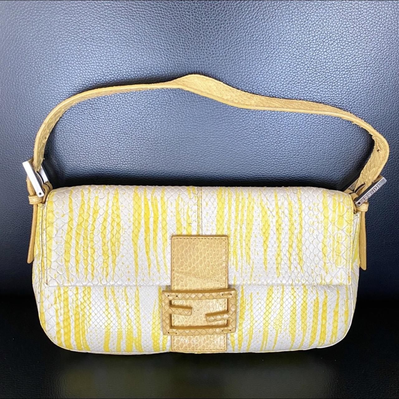 Fendi snakeskin outlet baguette