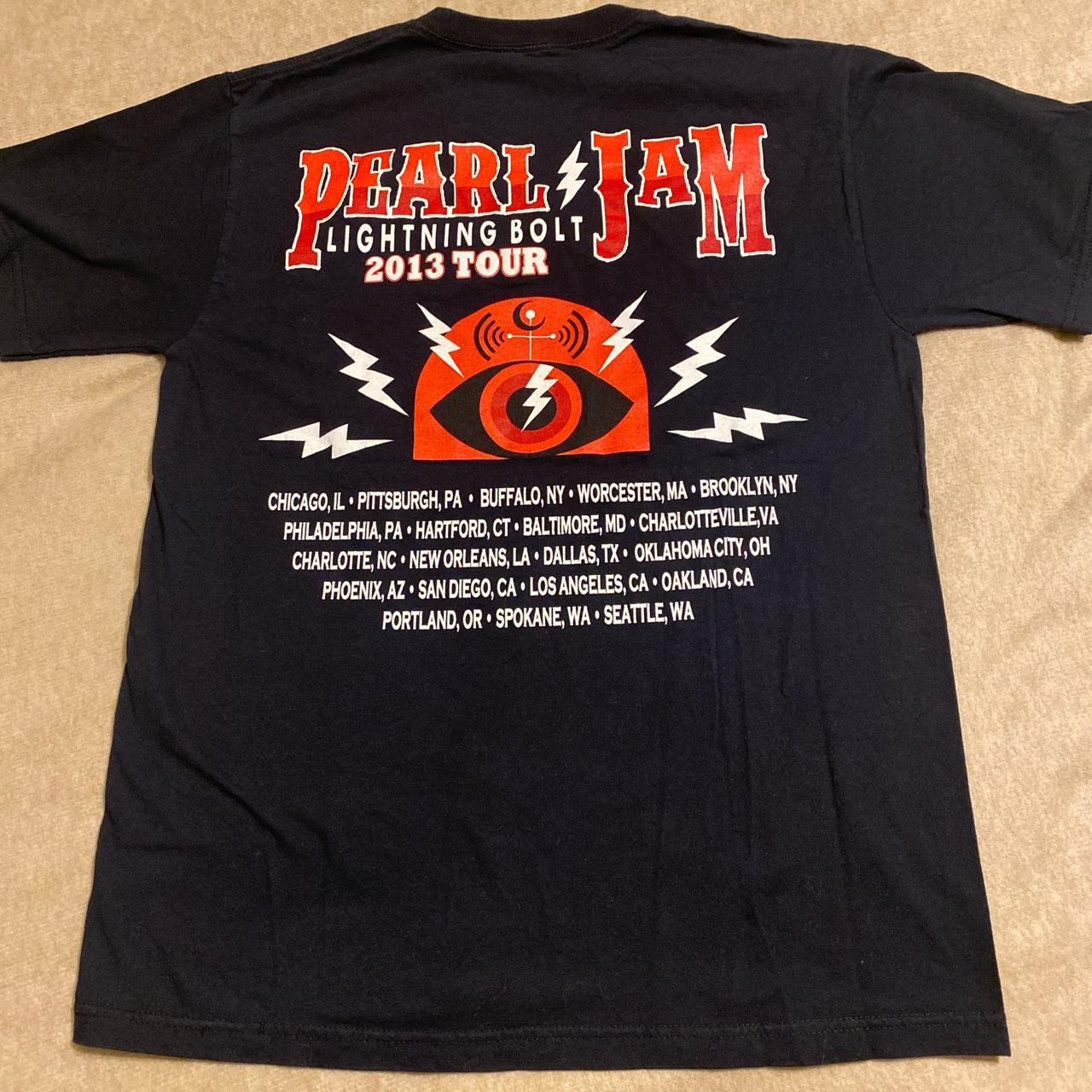 Pearl Jam 2013 concert lightning bolt tour shirt no... - Depop
