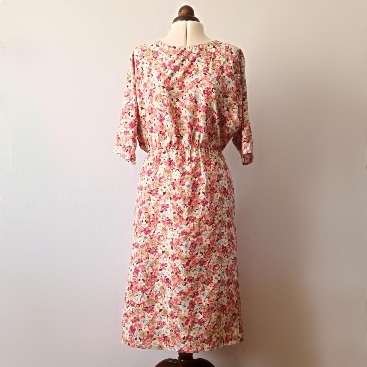 This lovely, floral, 80s, Wallis dress is a... - Depop