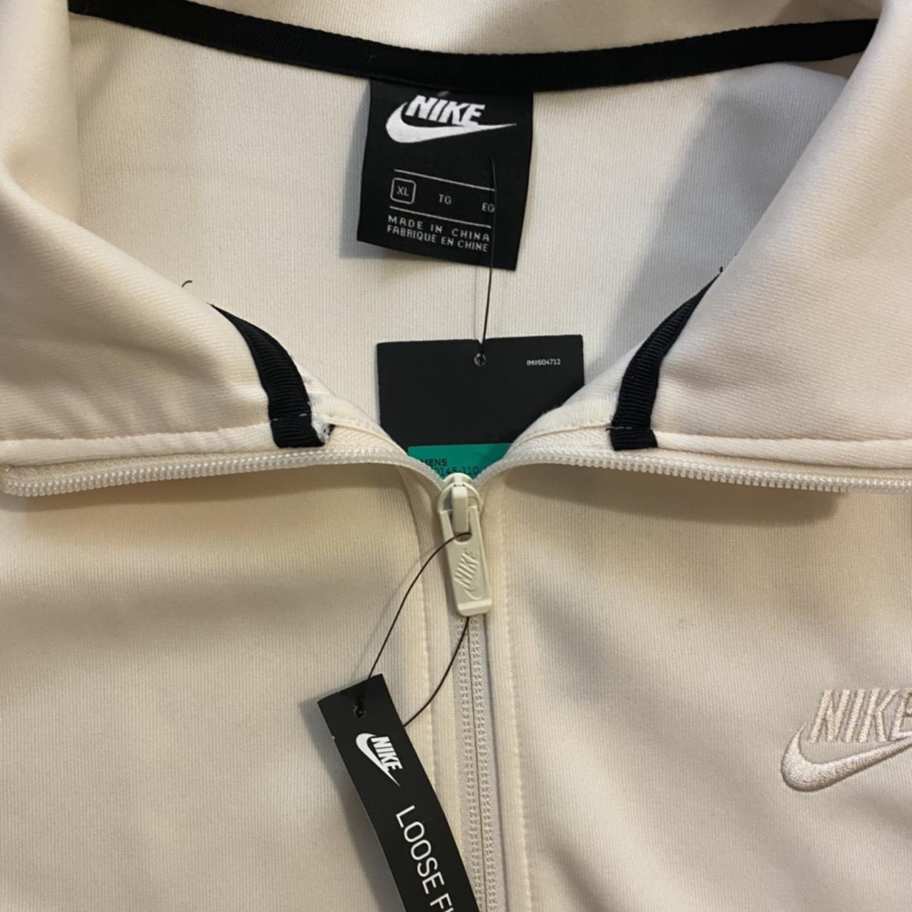 Nike Men's Cream Jacket (3)