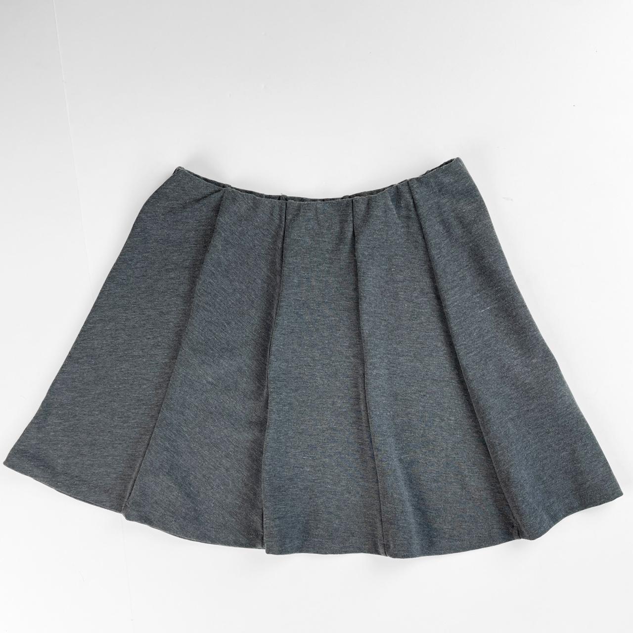 Product Image 2 - Pleated Mini Skirt

Cutest little grey