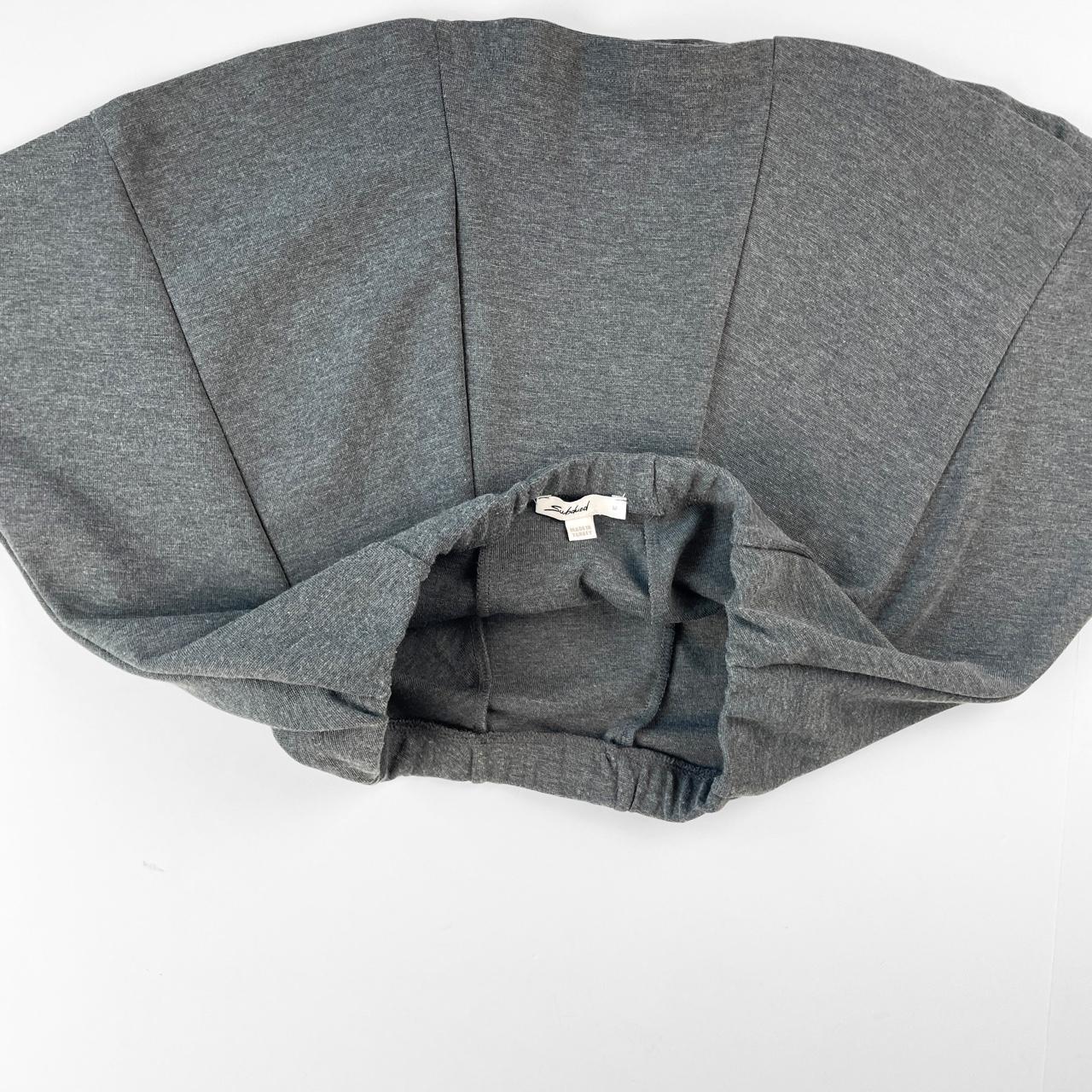 Product Image 3 - Pleated Mini Skirt

Cutest little grey