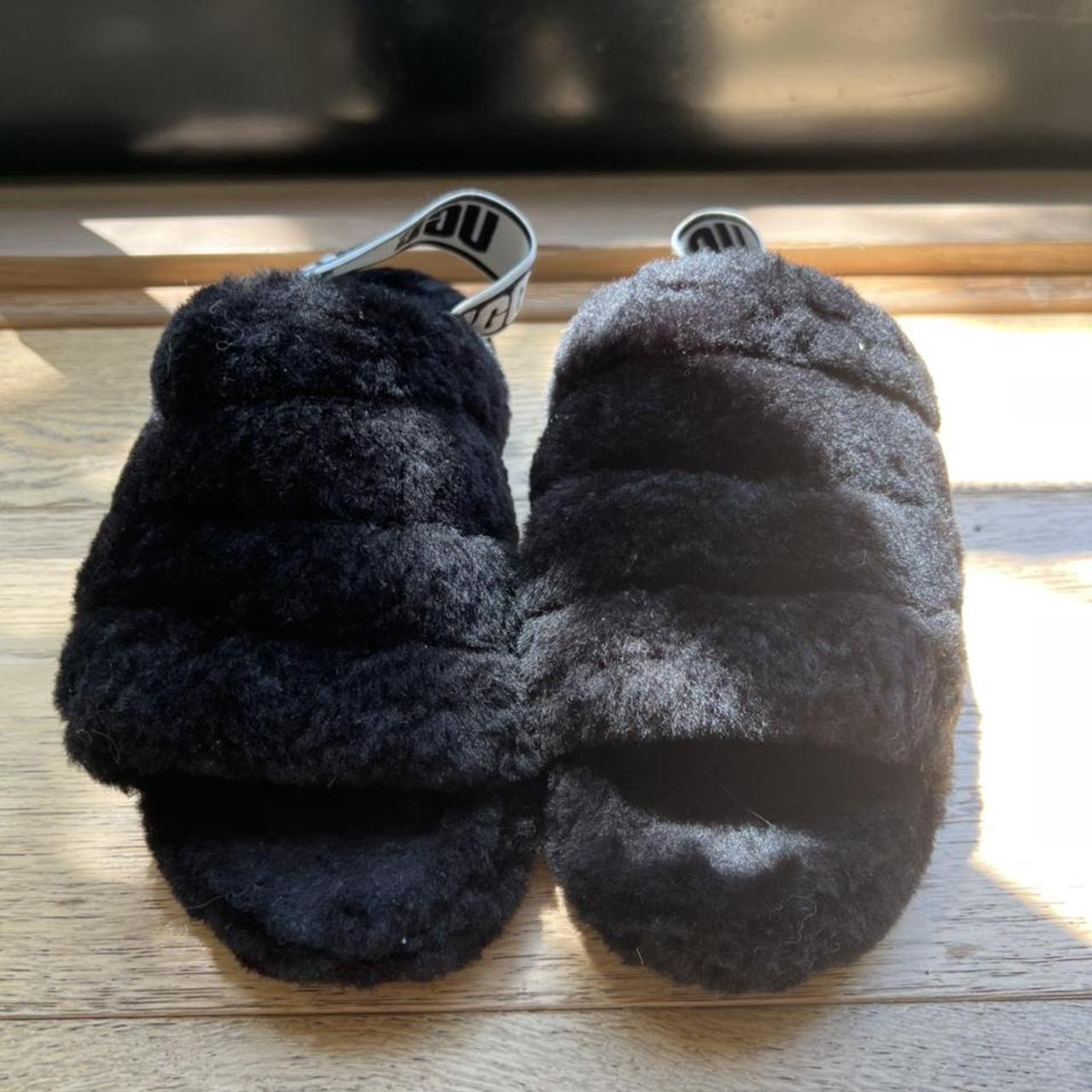 UGG Women's Black and White Slides | Depop