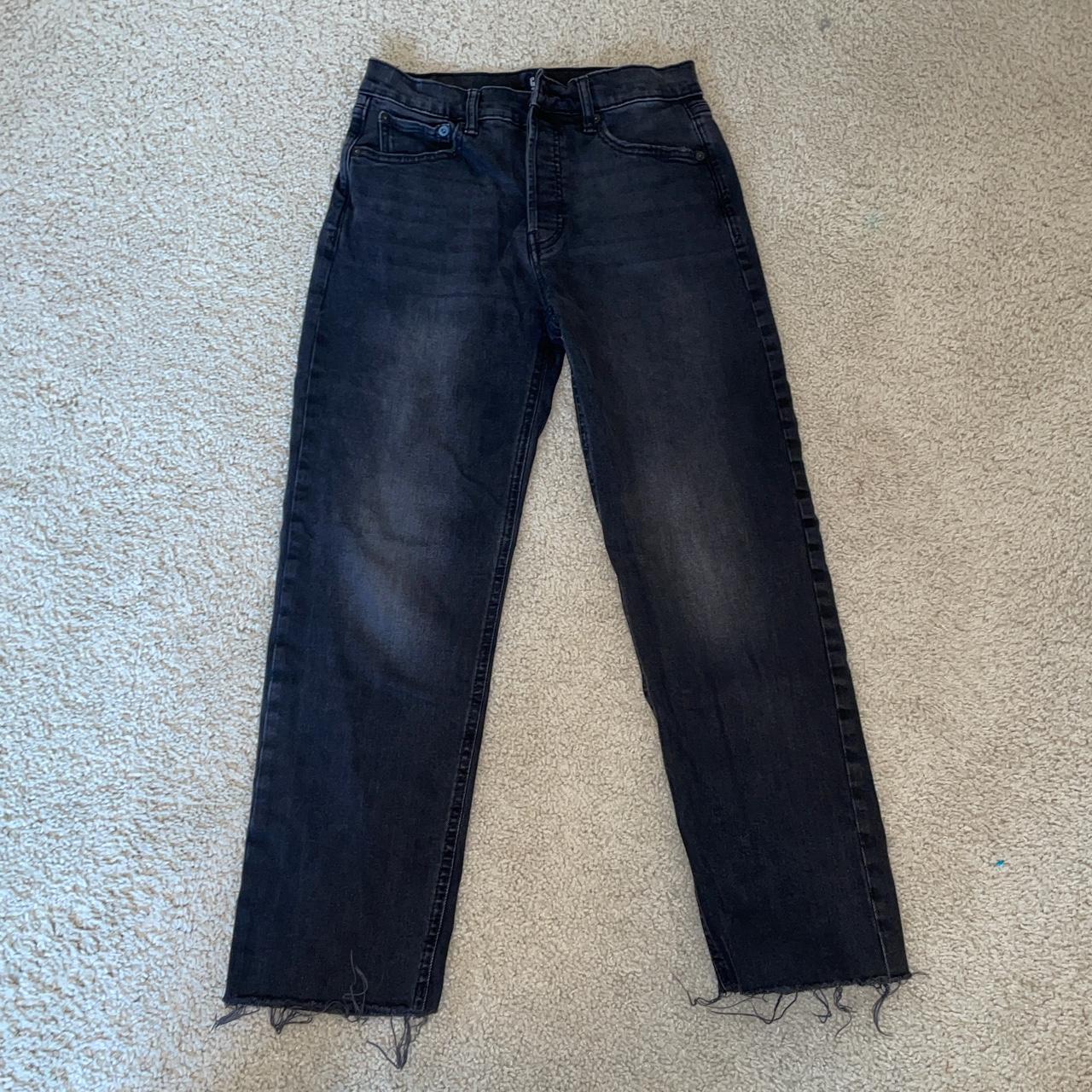 🧚🏼‍♀️ BLACK CUT-OFF STRAIGHT JEANS - size: 6 (fits a... - Depop