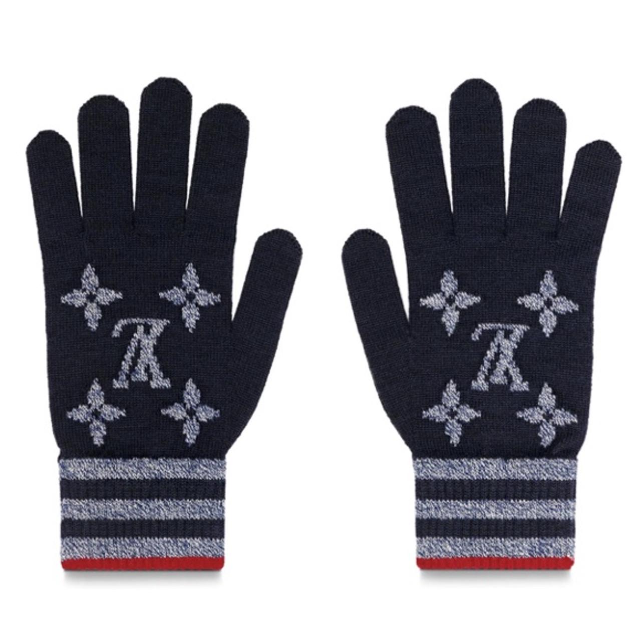 LOUIS VUITTON GLOVES PERFECT FOR WINTER DM US NOW Depop