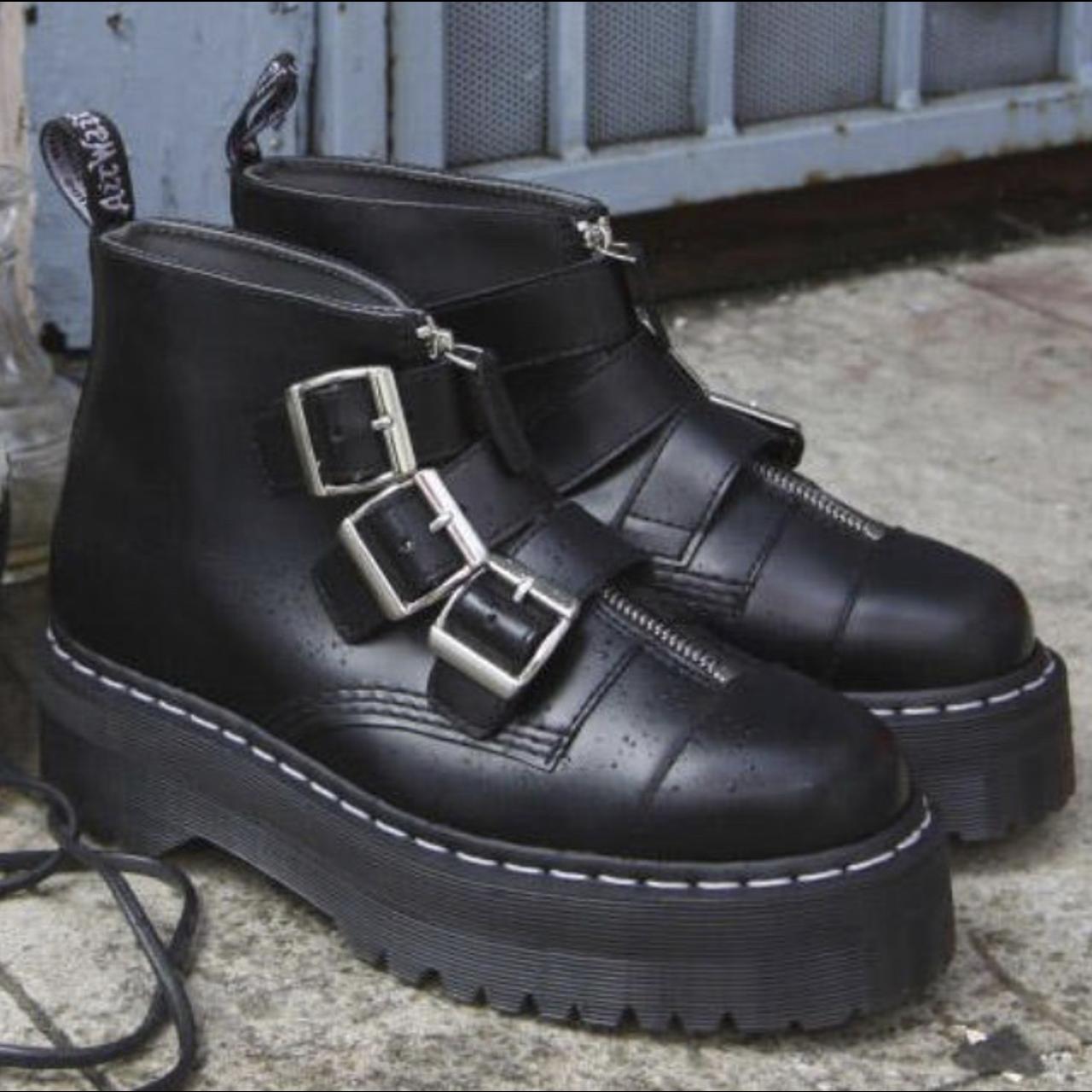 WTB these aggy strap dr martens boots in UK 6 don t