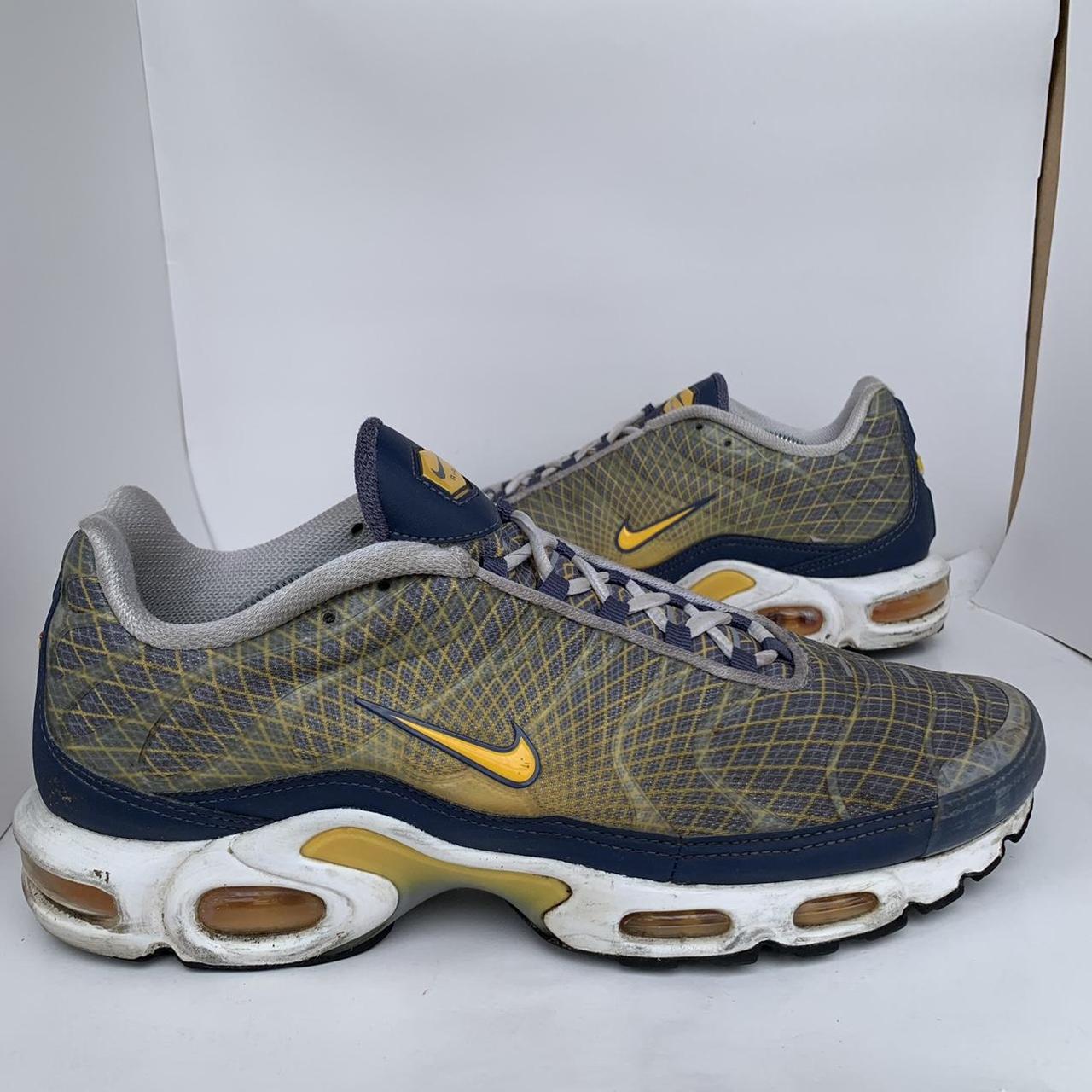size 11 nike air max