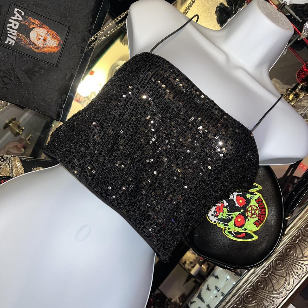 🕸🌹H&M BLACK SEQUIN CROP TOP🖤💀 BRAND NEW! Never worn... Depop