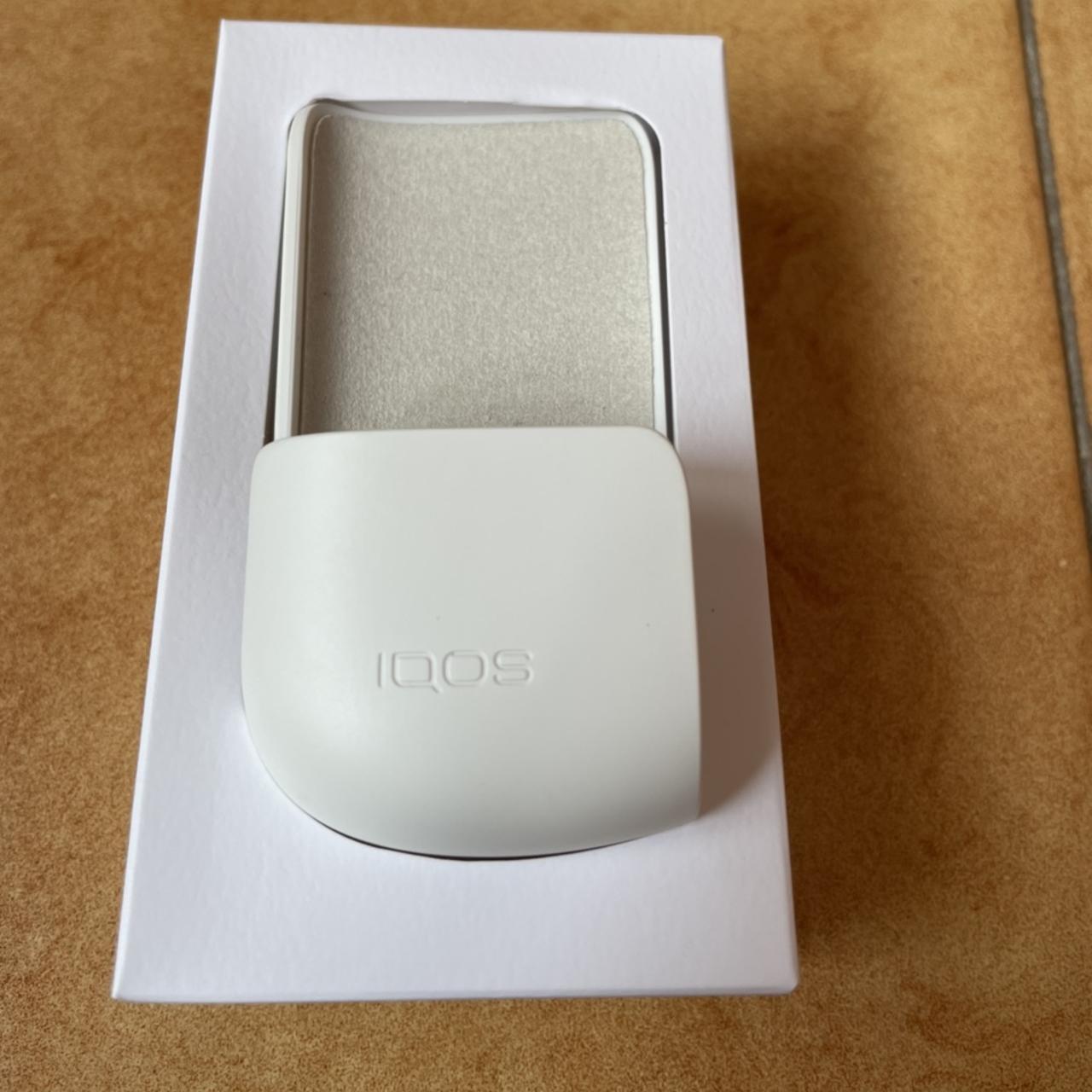 Iqos supporto per auto bianco Porta Iqos per auto - Depop