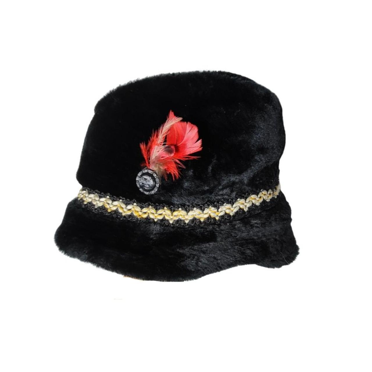 Country Gentleman Women's Black and Red Hat