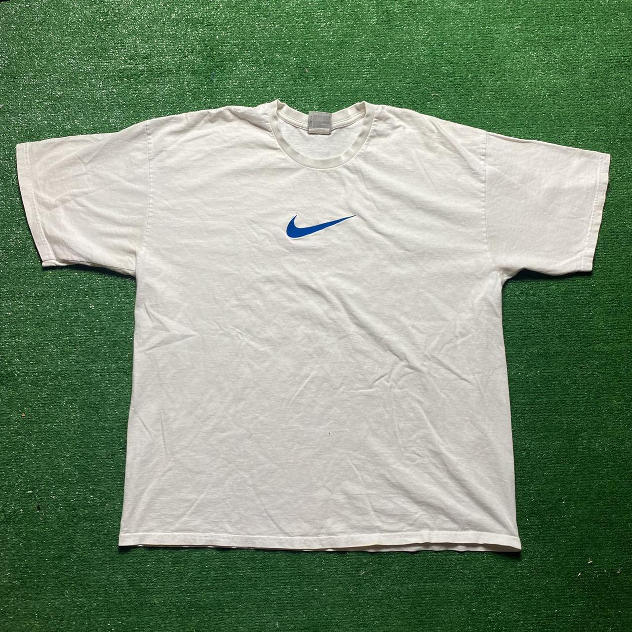 Product Image 1 - y2k nike shirt. no stains