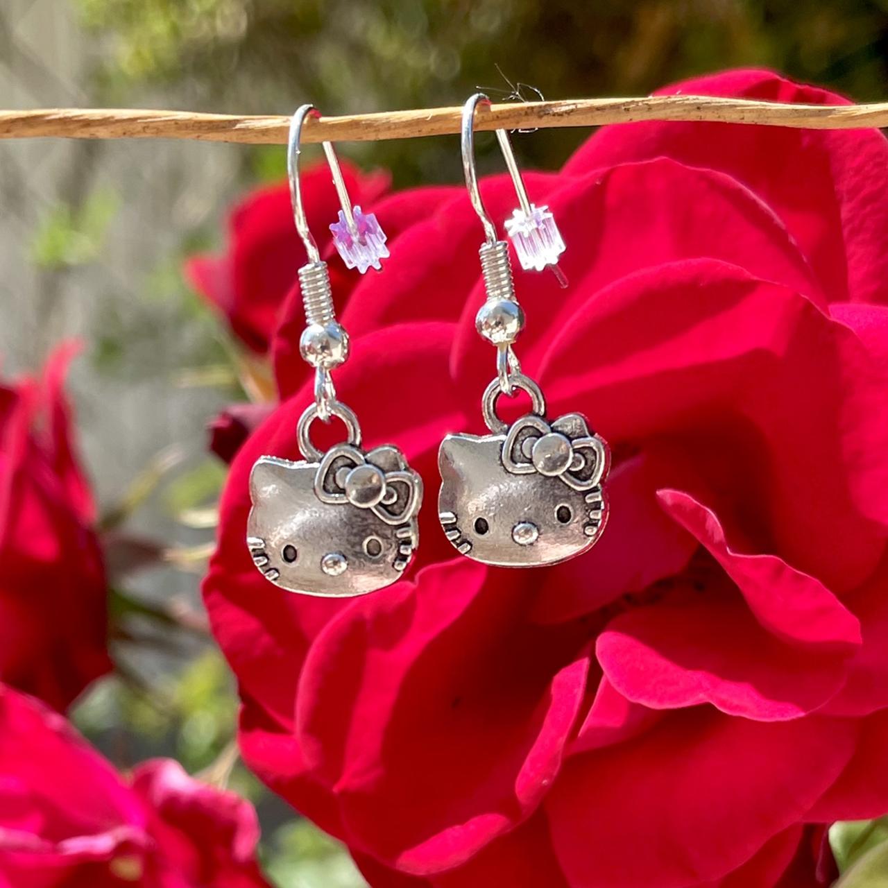 item listed by blueberrysboutique