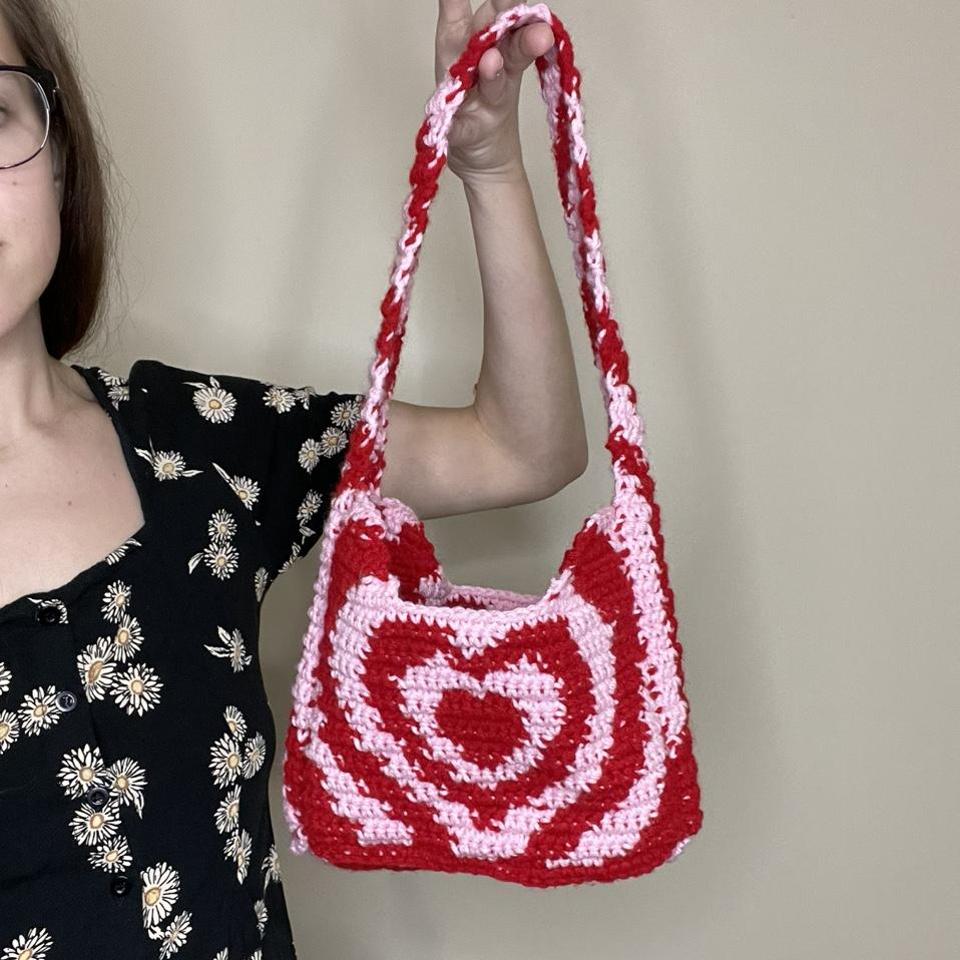 Crochet heart purse ❤️ powerpuff girls inspired! - Depop