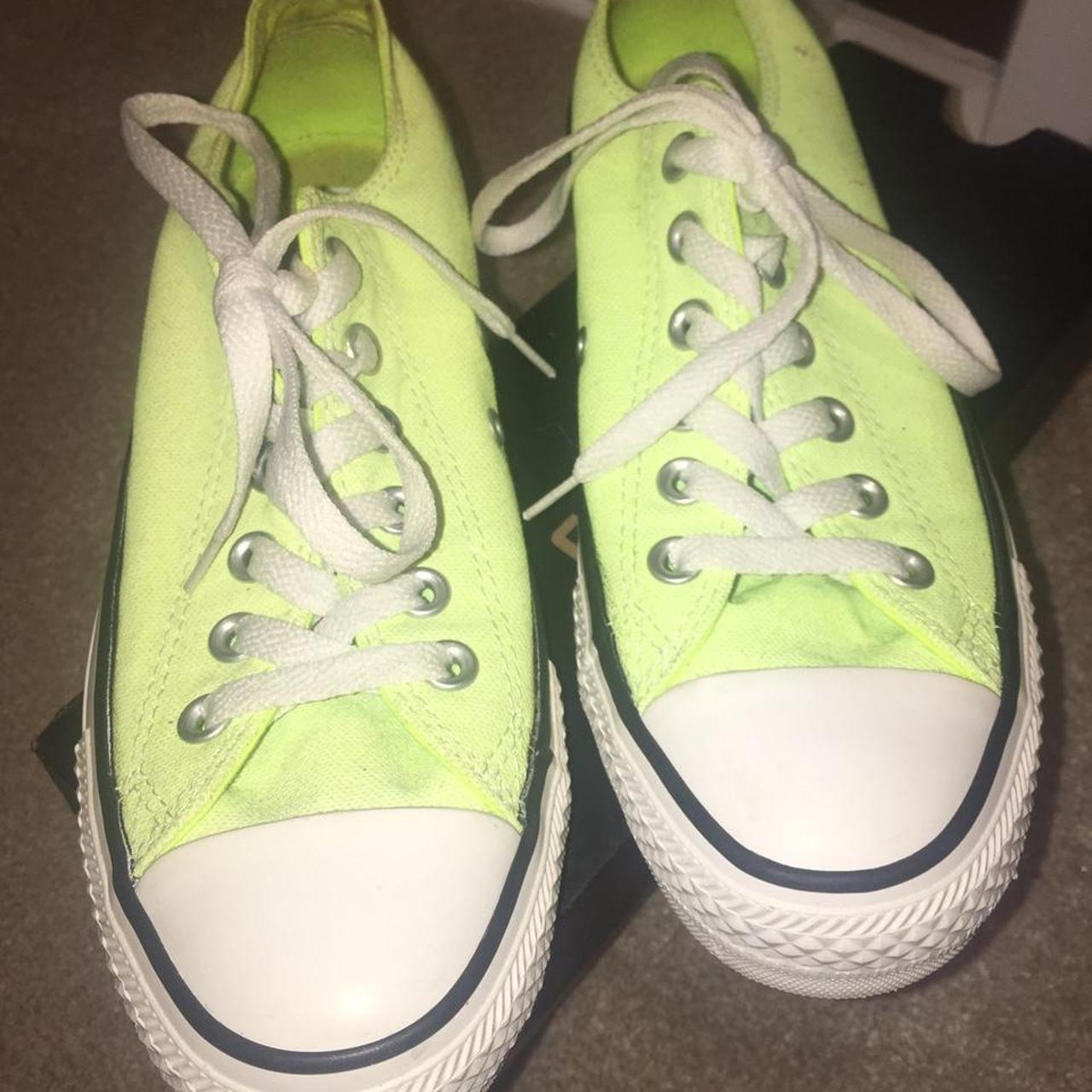 Yellow converse hot sale size 5