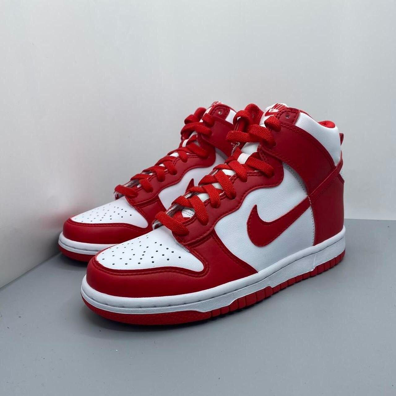 Nike Women's White and Red Trainers | Depop