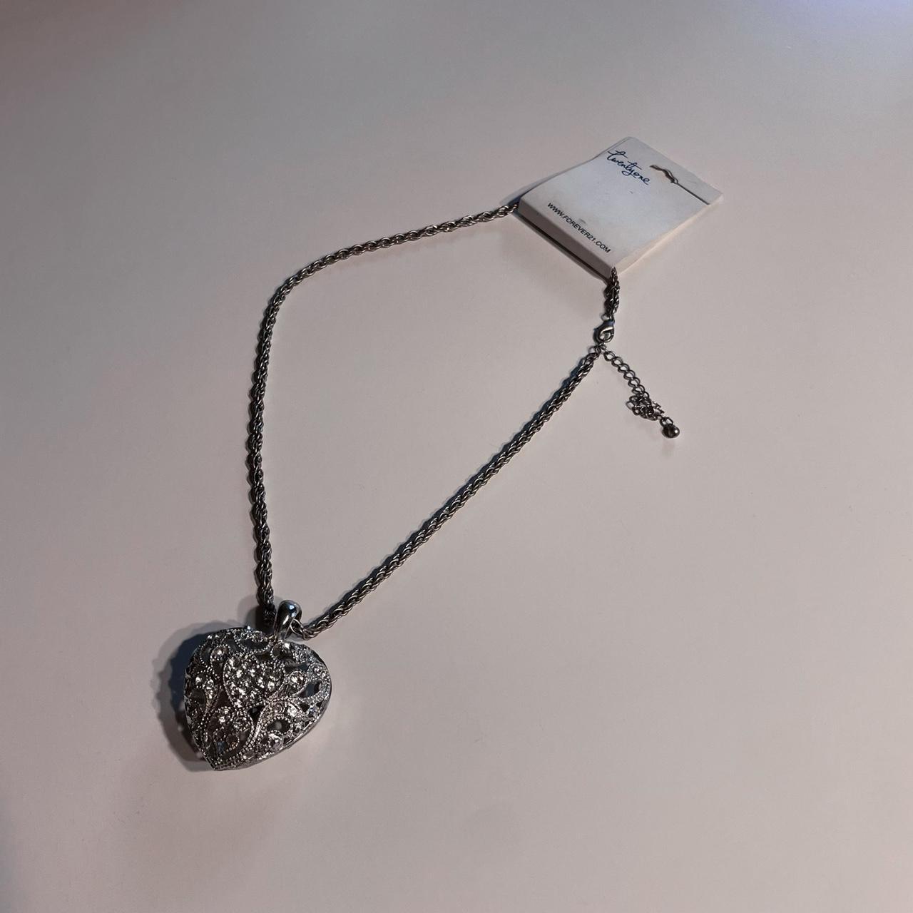 Forever 21 silver heart necklace Cute jeweled Depop