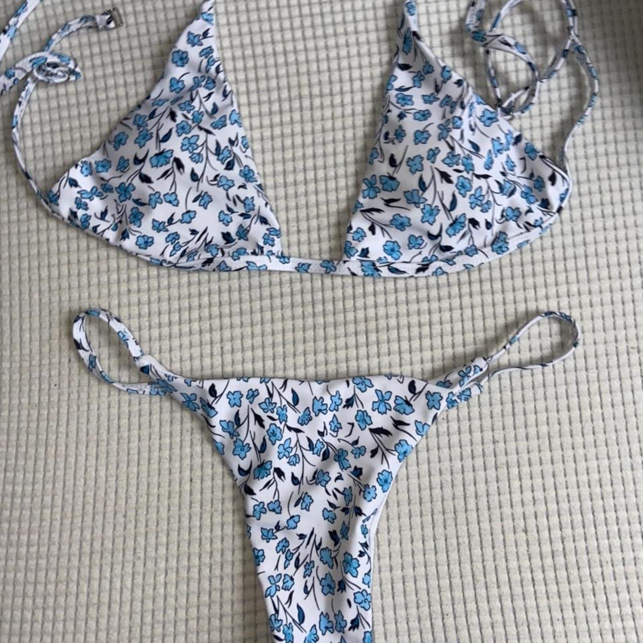 Cute floral bikini, Wore it once the top is too small