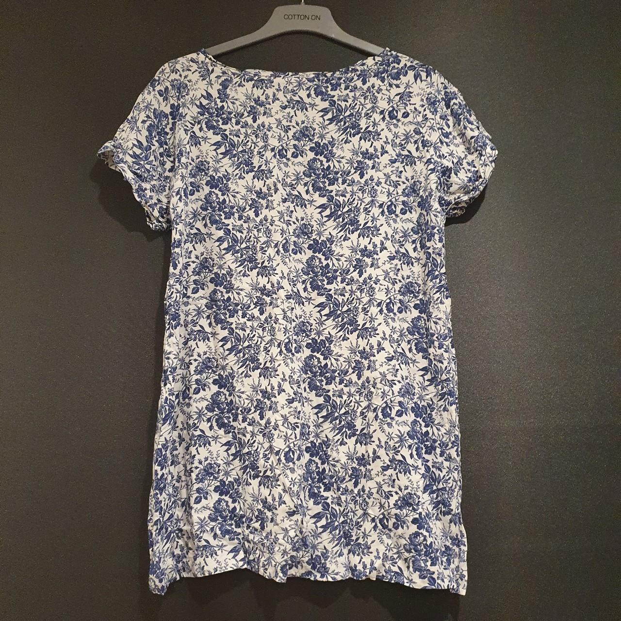 SES lightweight blue and white floral tunic... - Depop