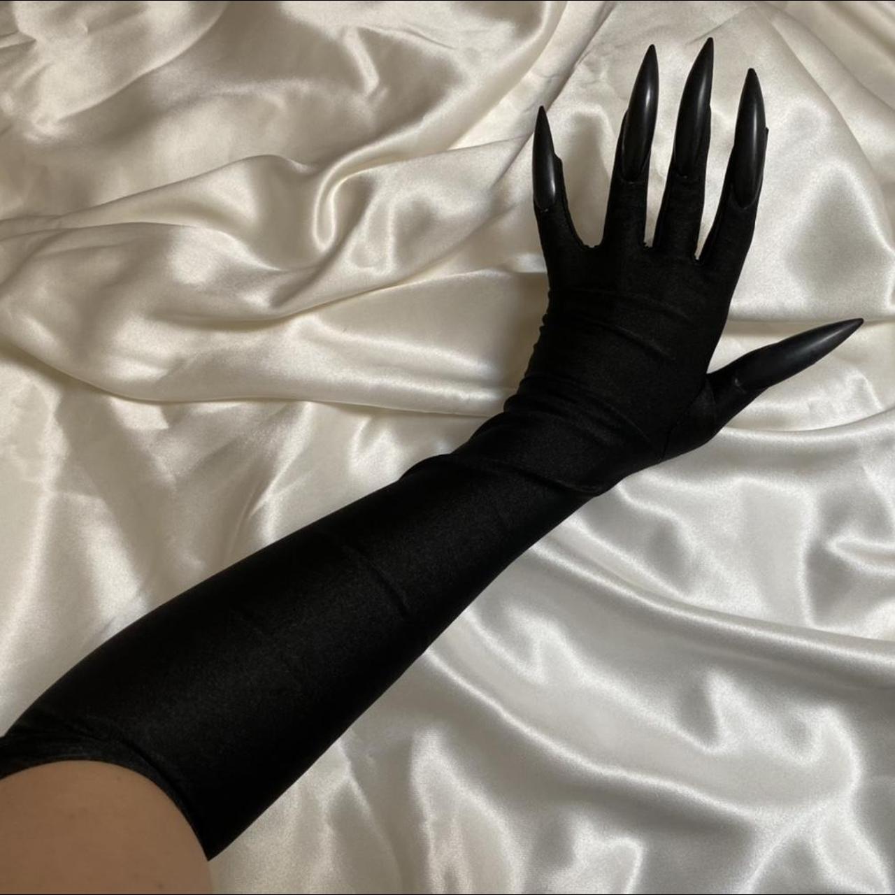 Women's Black Gloves | Depop