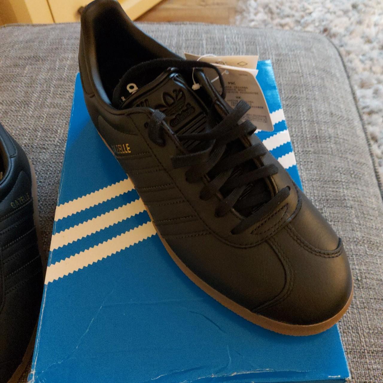 Adidas originals gazelle trainers in black leather with gum sole sale