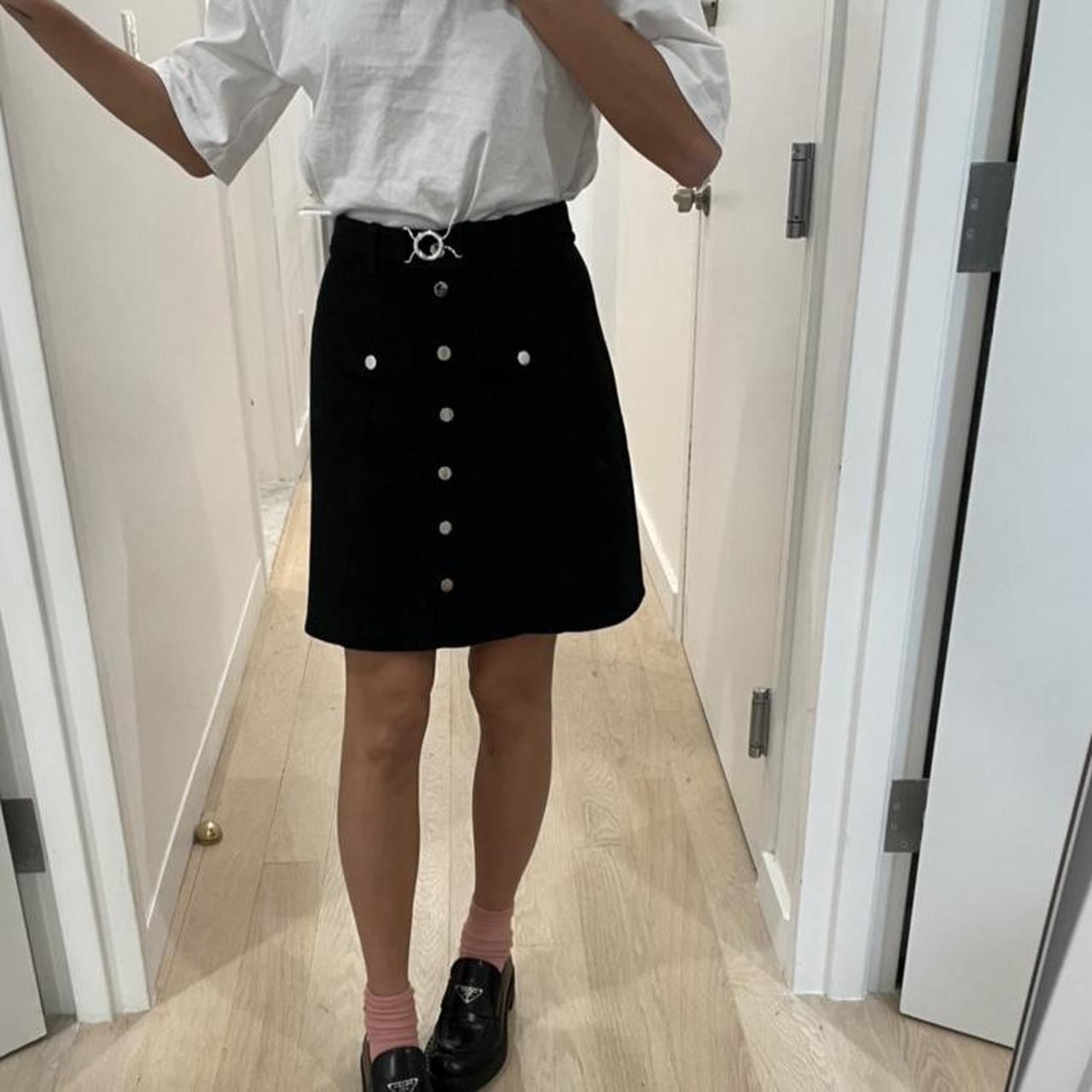 Button down 2024 black skirt