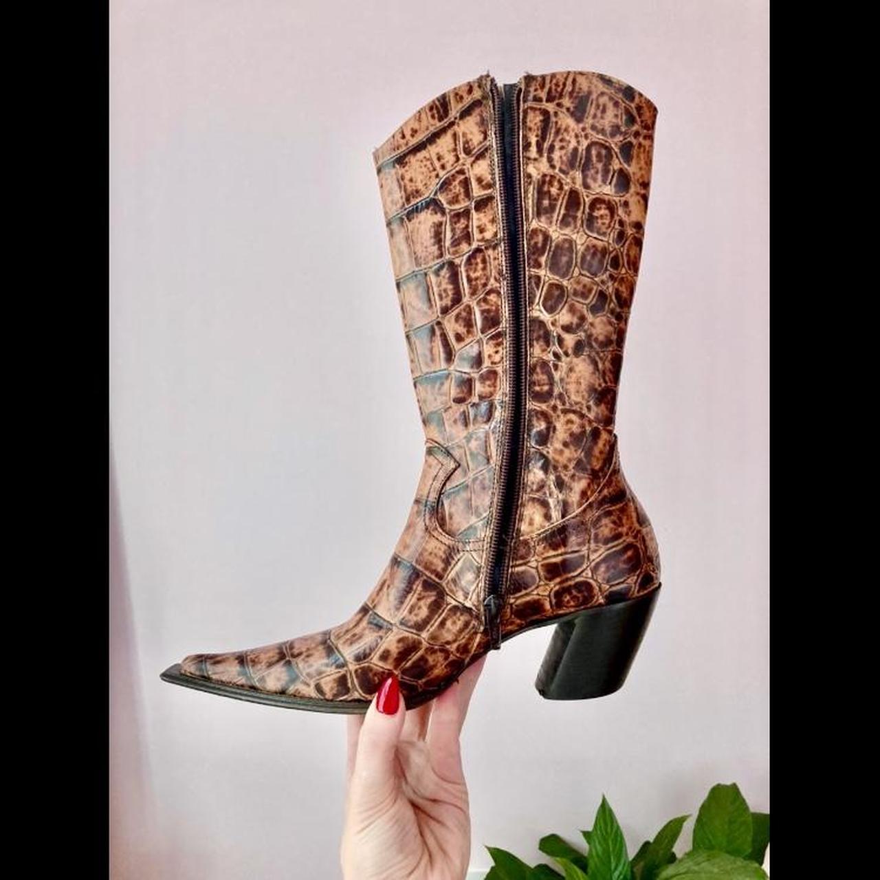 Product Image 2 - Dream boots 🥲ðŸ¤
Extremely pointy leather
