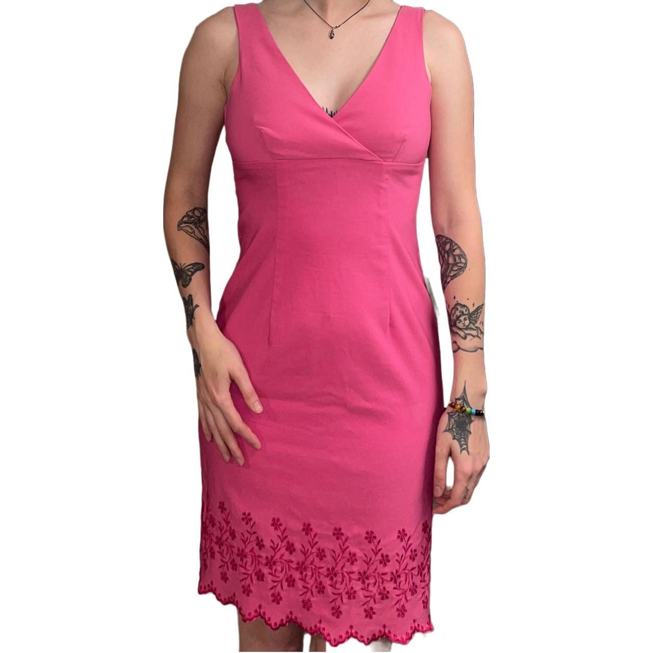 Vintage Pink City Triangles Dress Zipup in... Depop