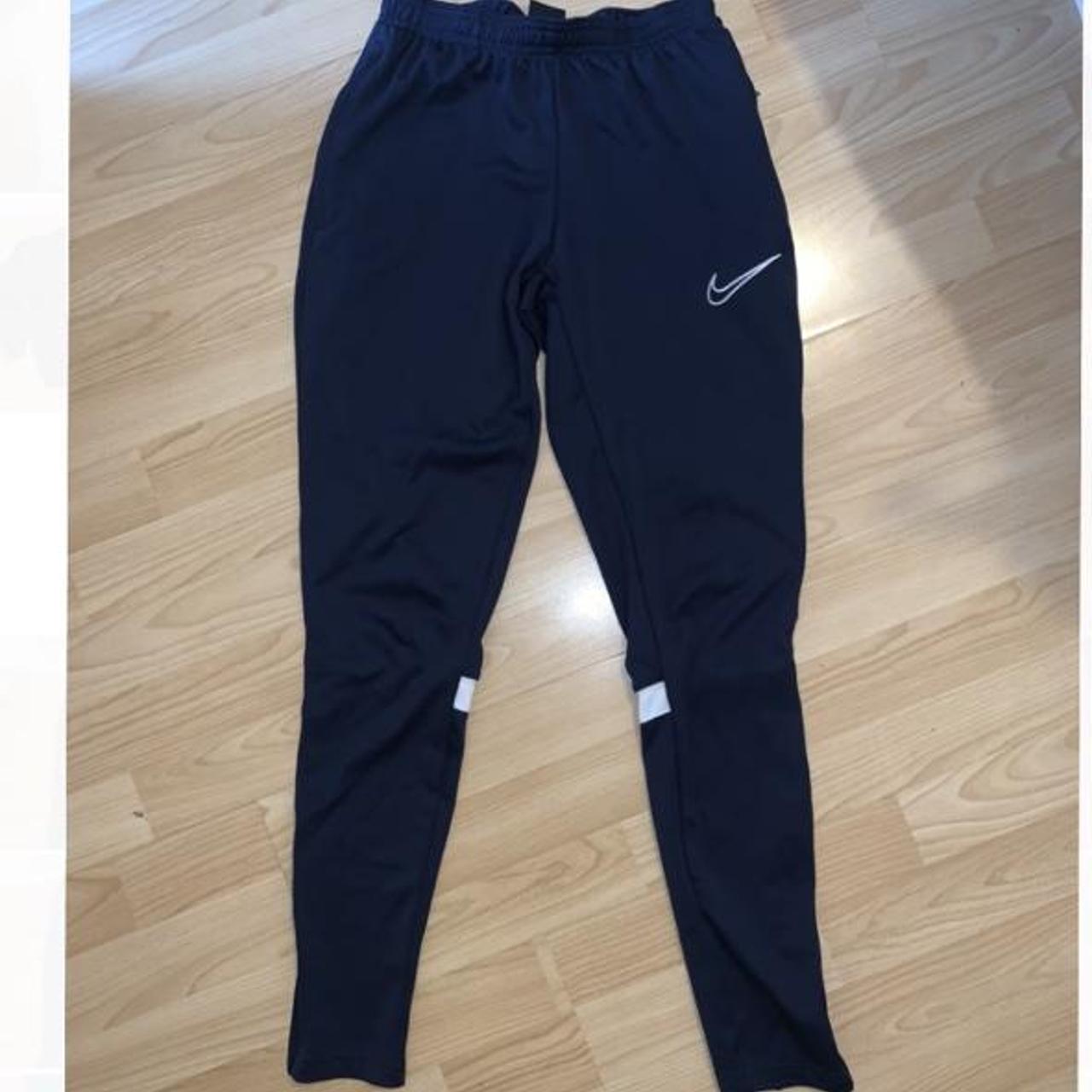 mens navy nike joggers