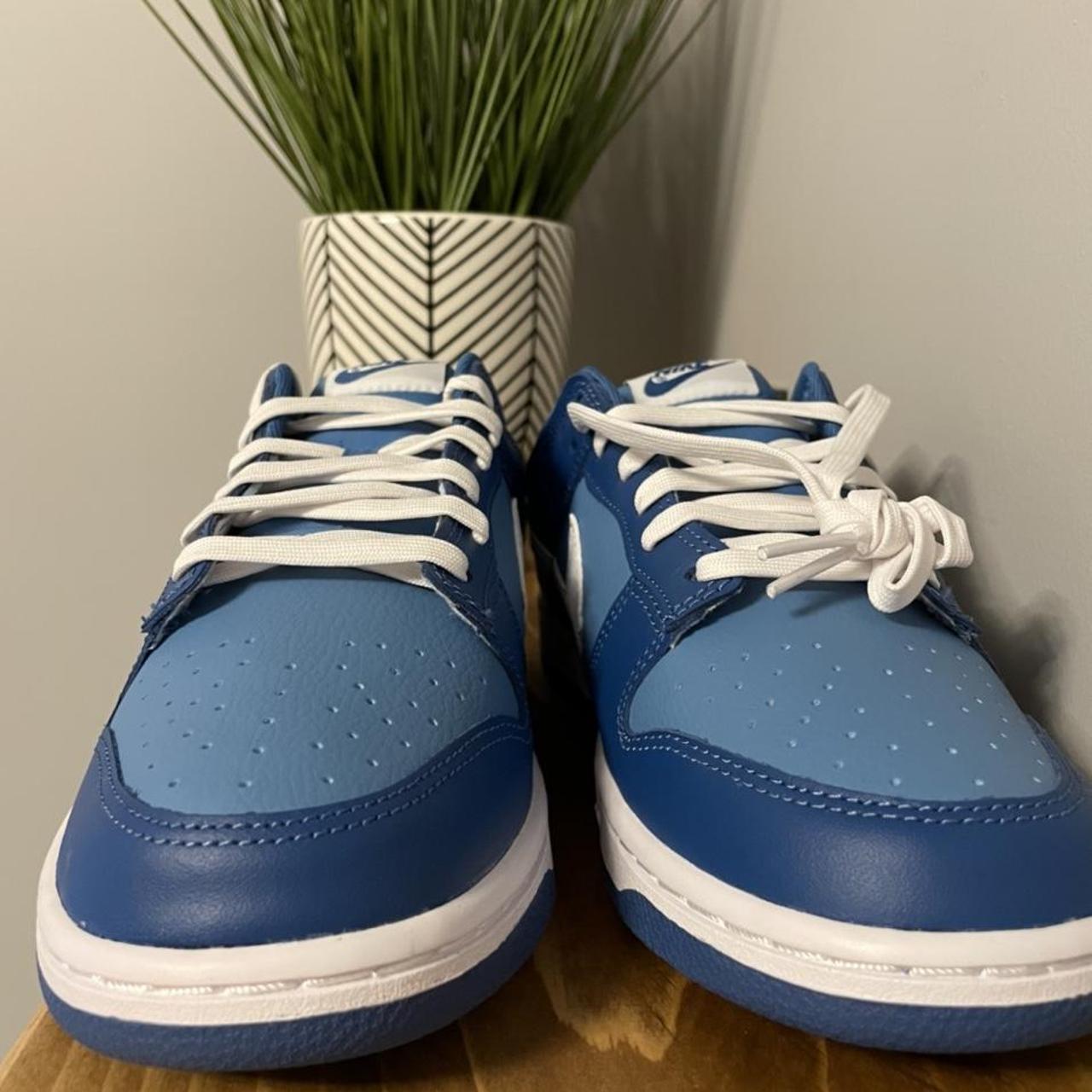 Nike Men's Blue and White Trainers | Depop