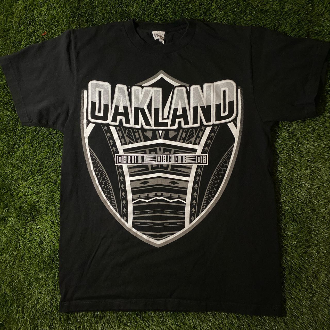 Oakland Raiders Mens T-Shirt Silver & Black Nation Black