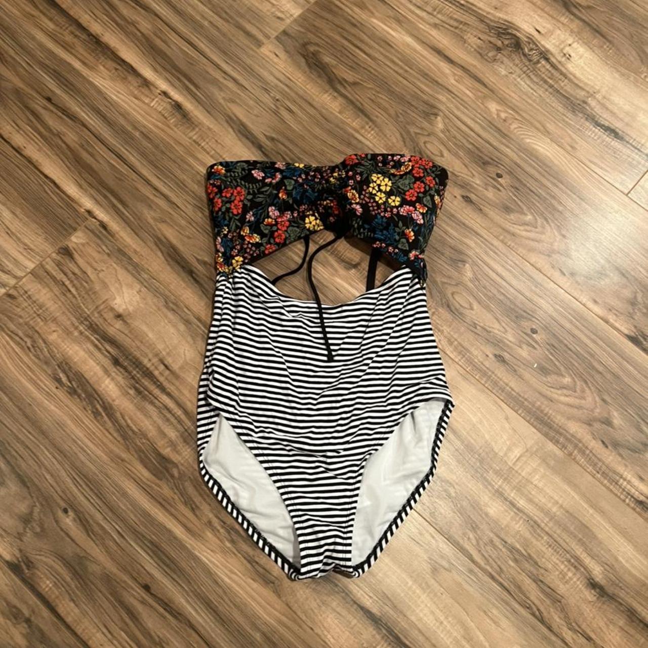 Bathing suit Tags zara forever 21 fashion nova Depop