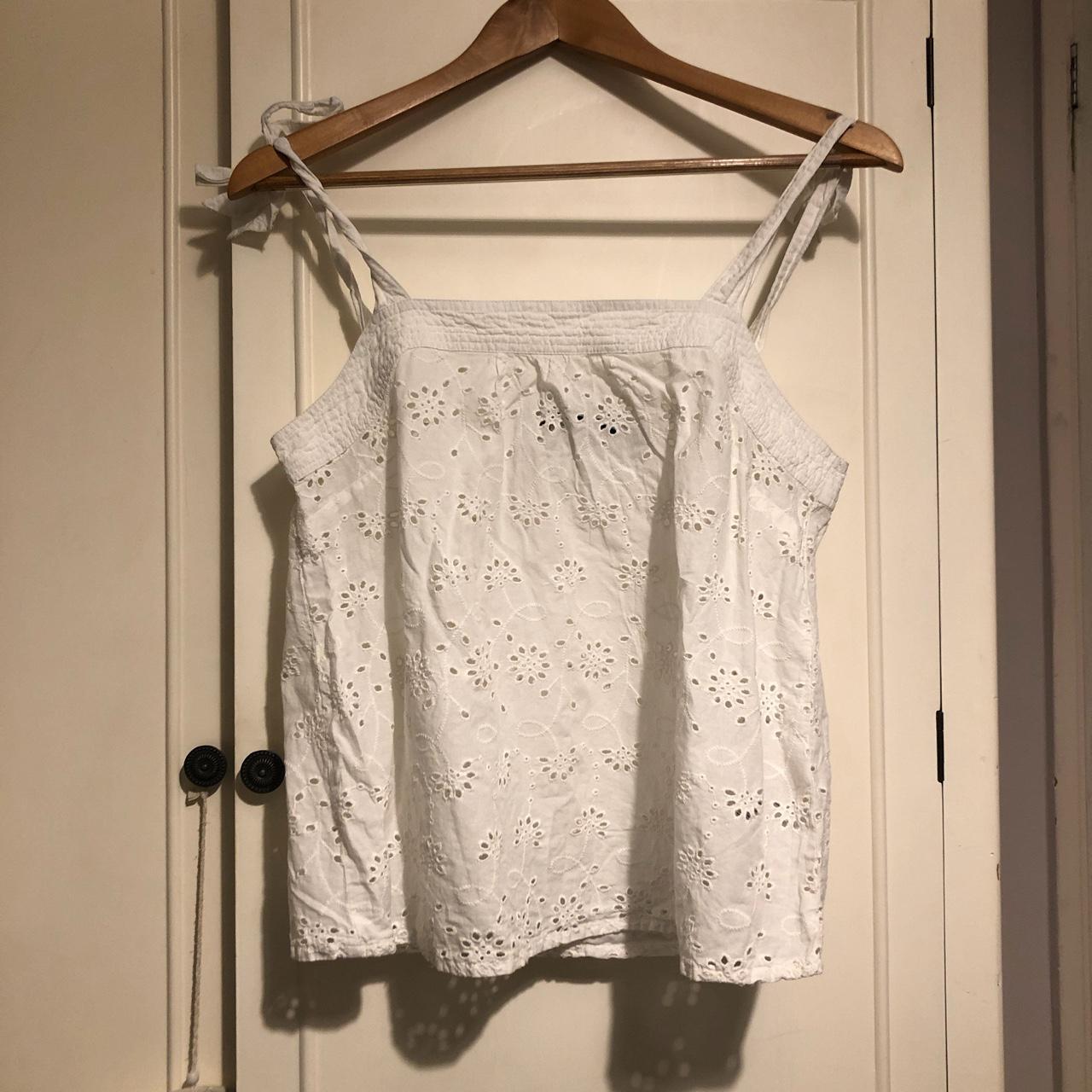 White broderie anglaise cami vest top with bowtie... - Depop