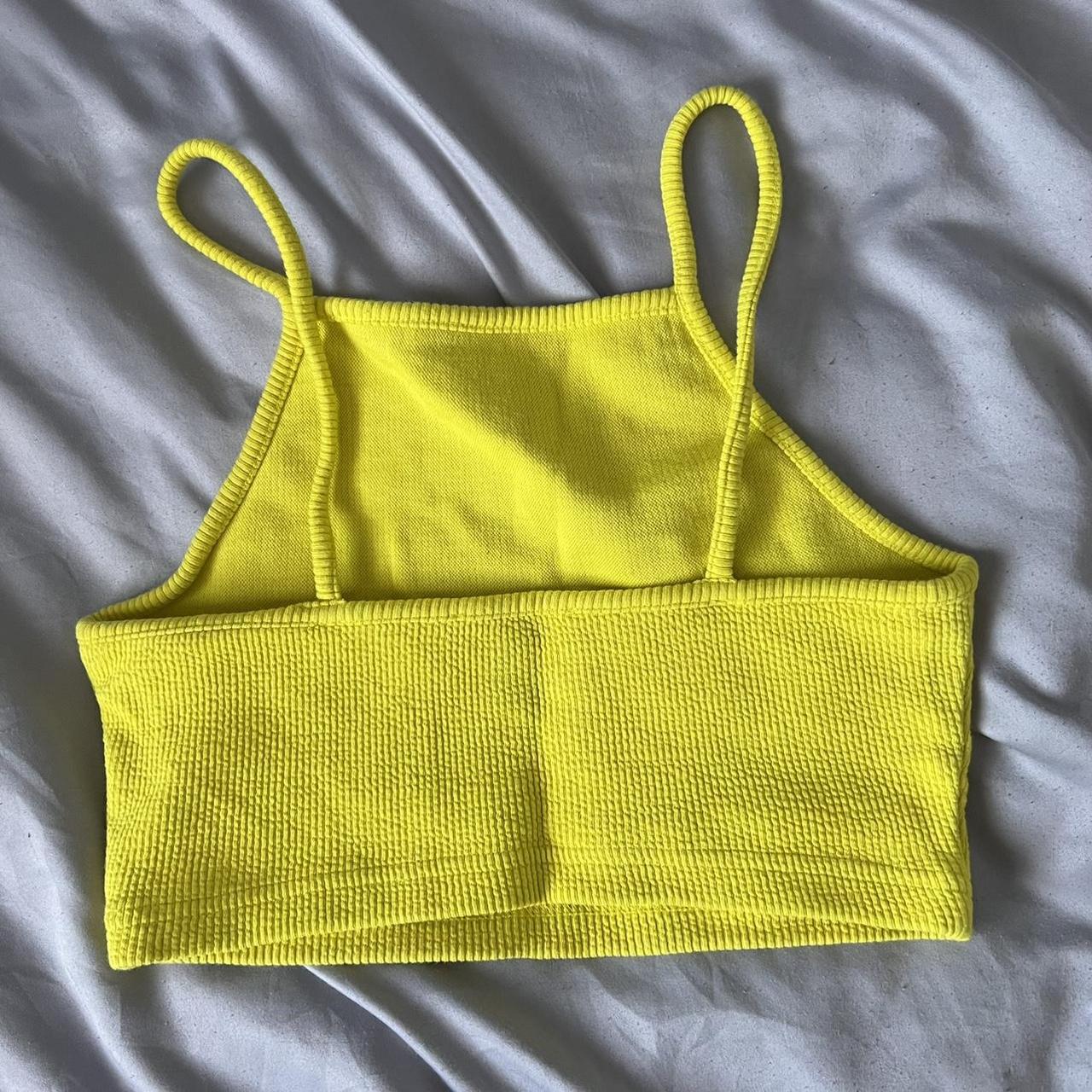 New Look Women's Yellow Crop-top | Depop