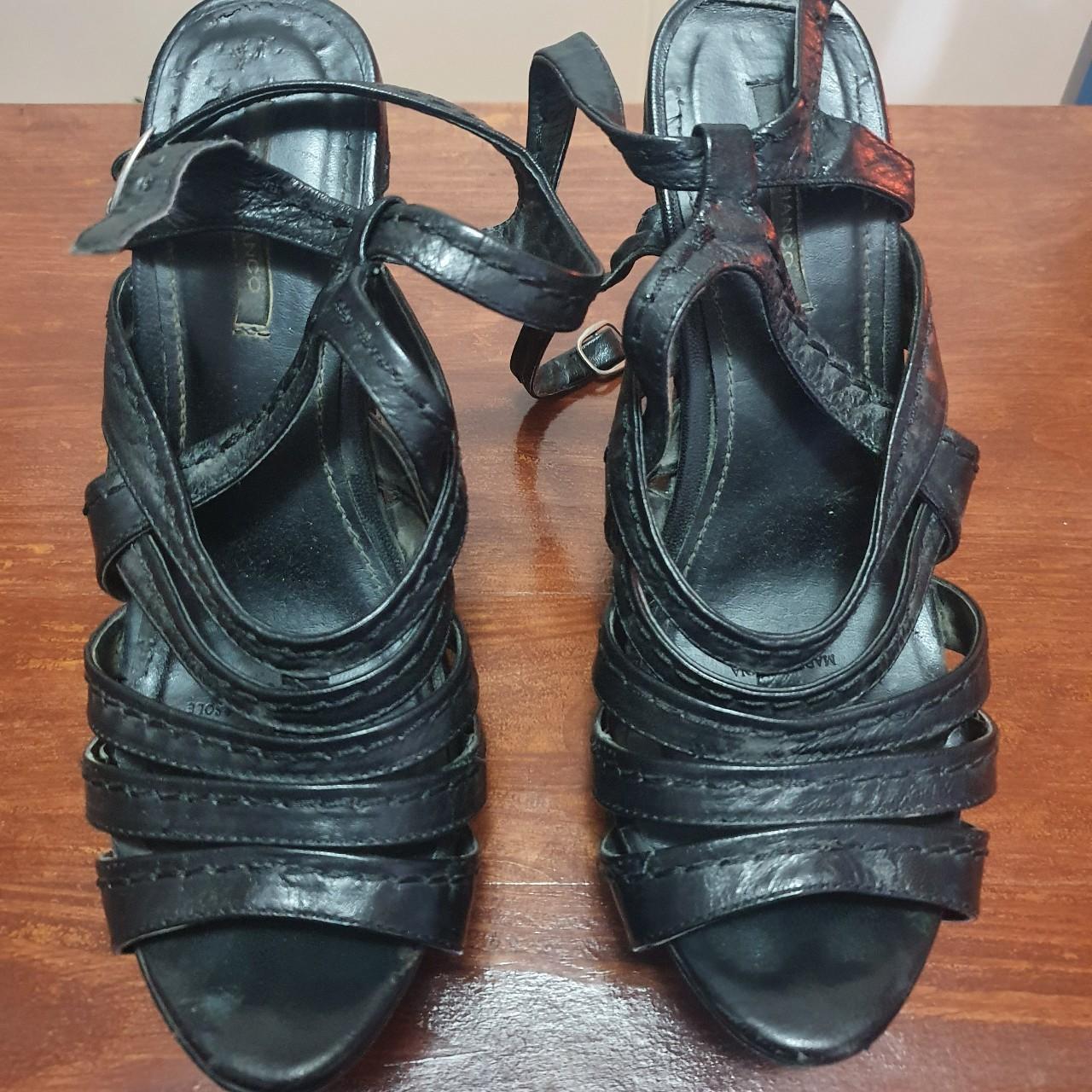 Wedge platform with straps. Super cute and adaptable... Depop