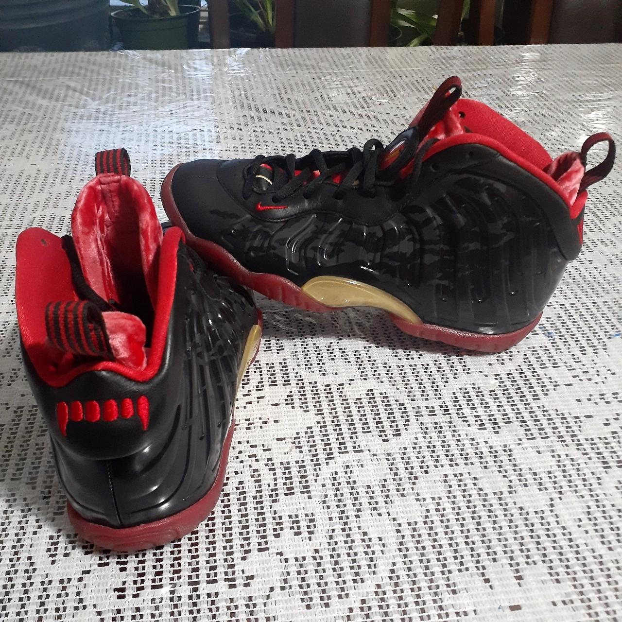 nike foamposite vampire