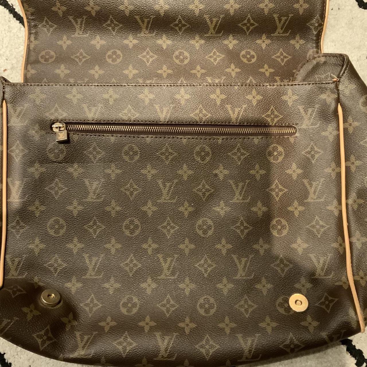 Vintage Luis Vuitton 90s crossbody messenger bag, in... - Depop