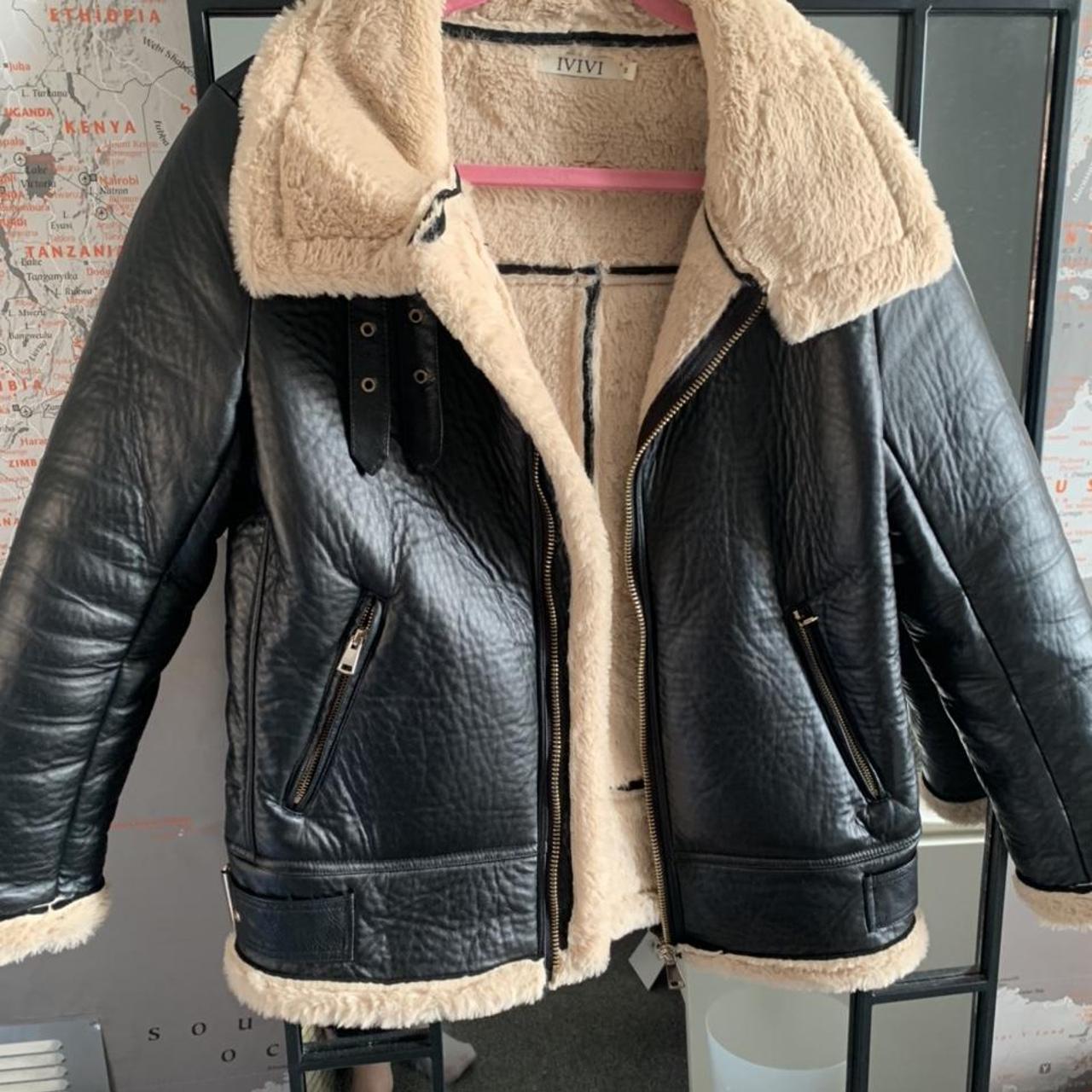 Oversized leather and fur jacket Size S - Depop