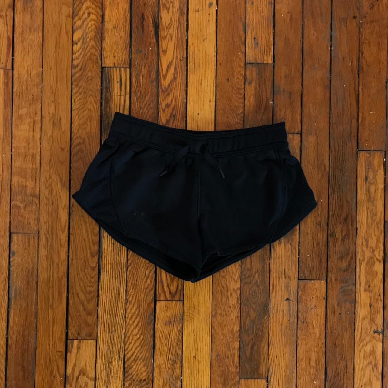 Under Armour Women's Black Shorts (2)