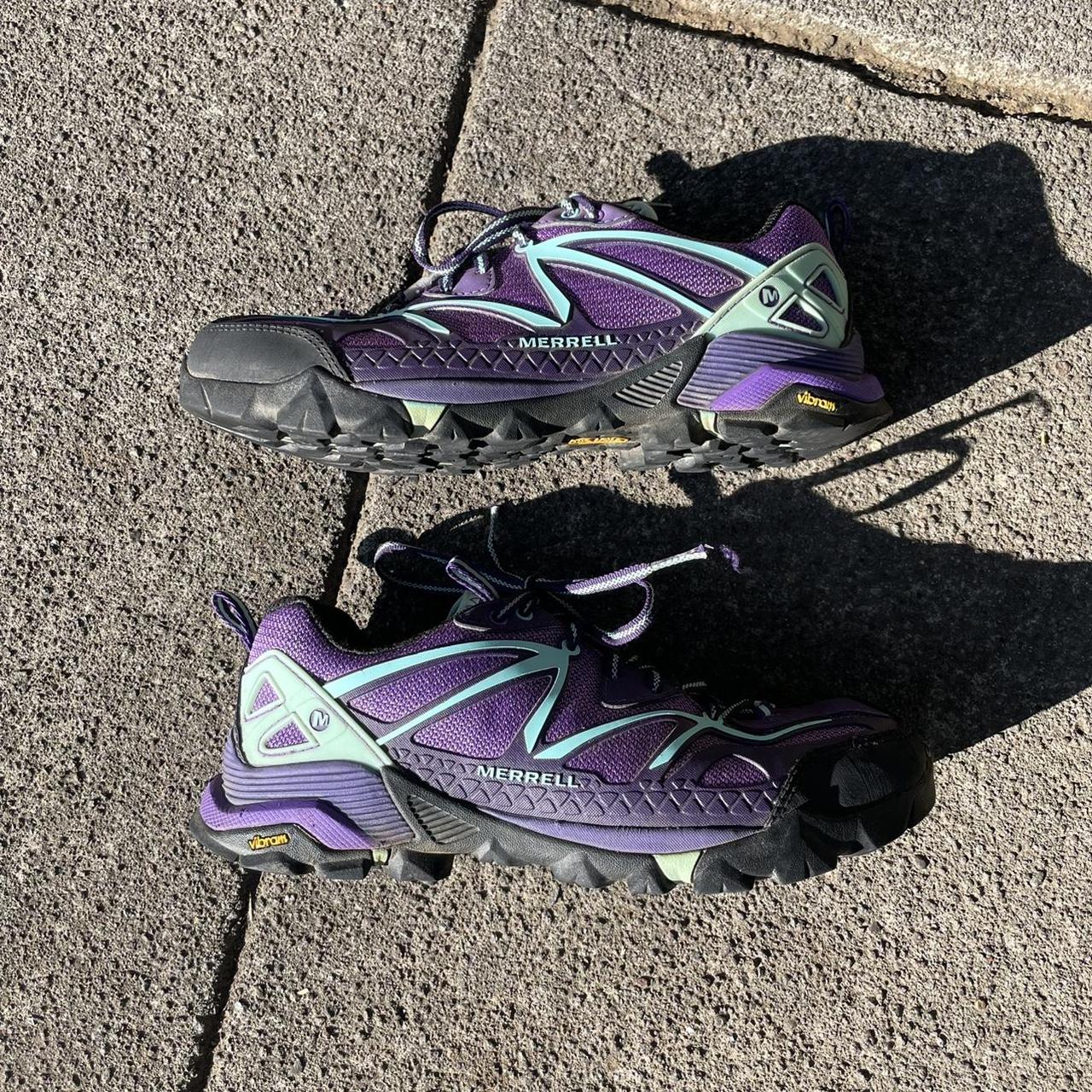 merrell lightweight sneakers