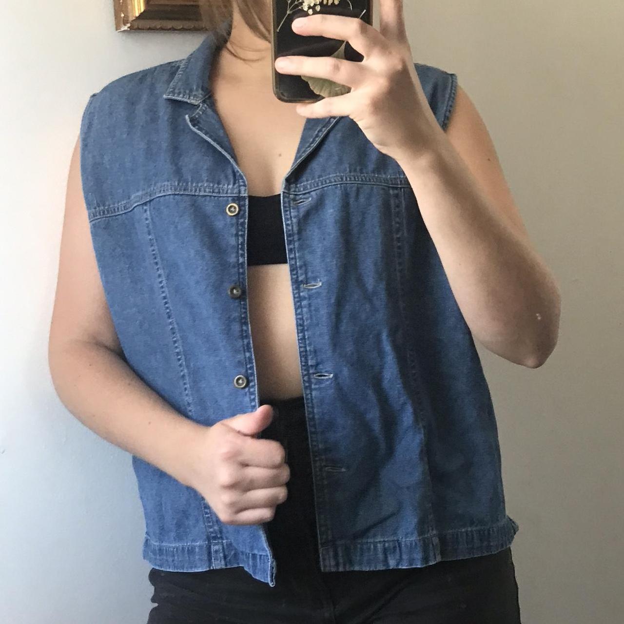 Product Image 1 - Denim button up collared tank.