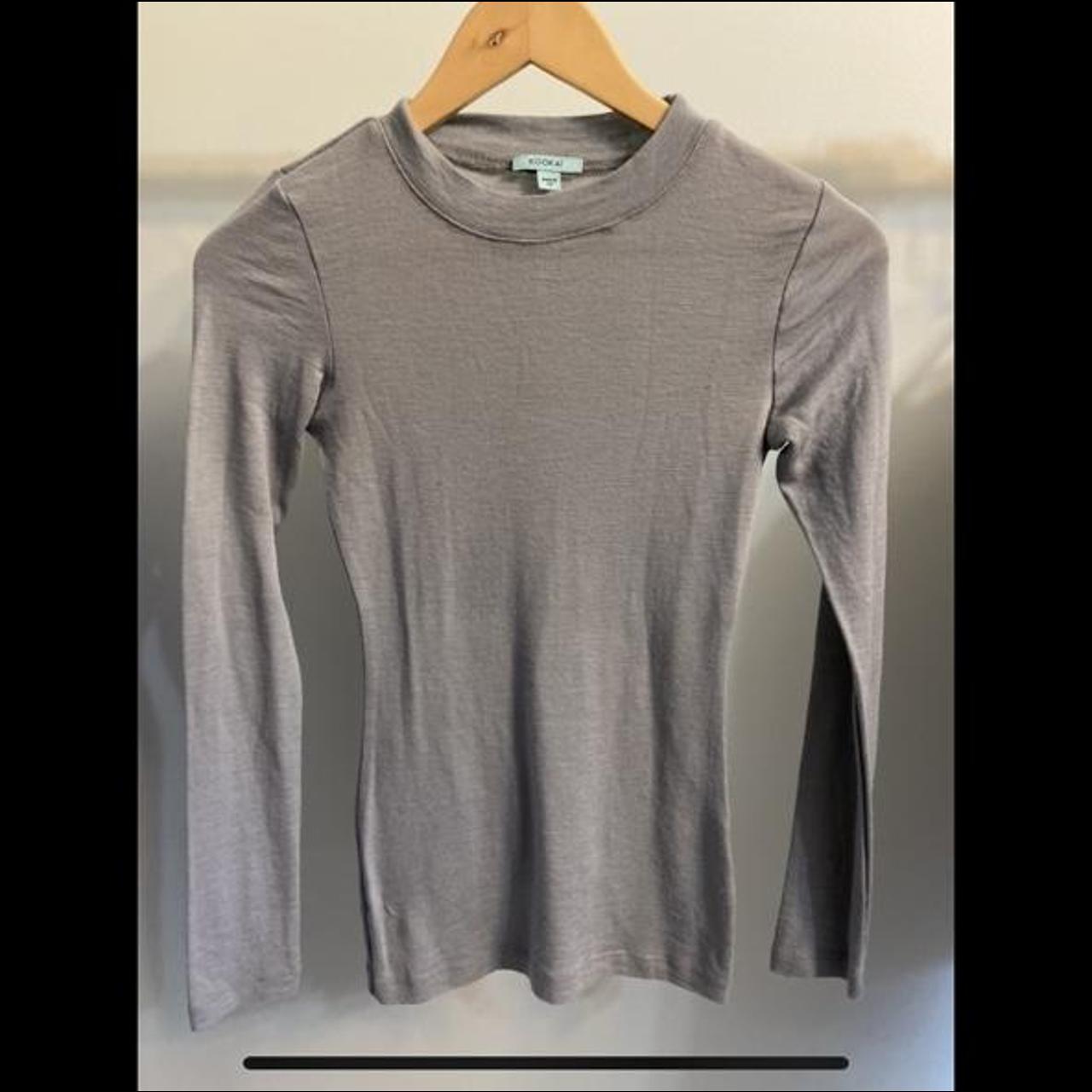 KOOKAÏ Women's Grey T-shirt | Depop