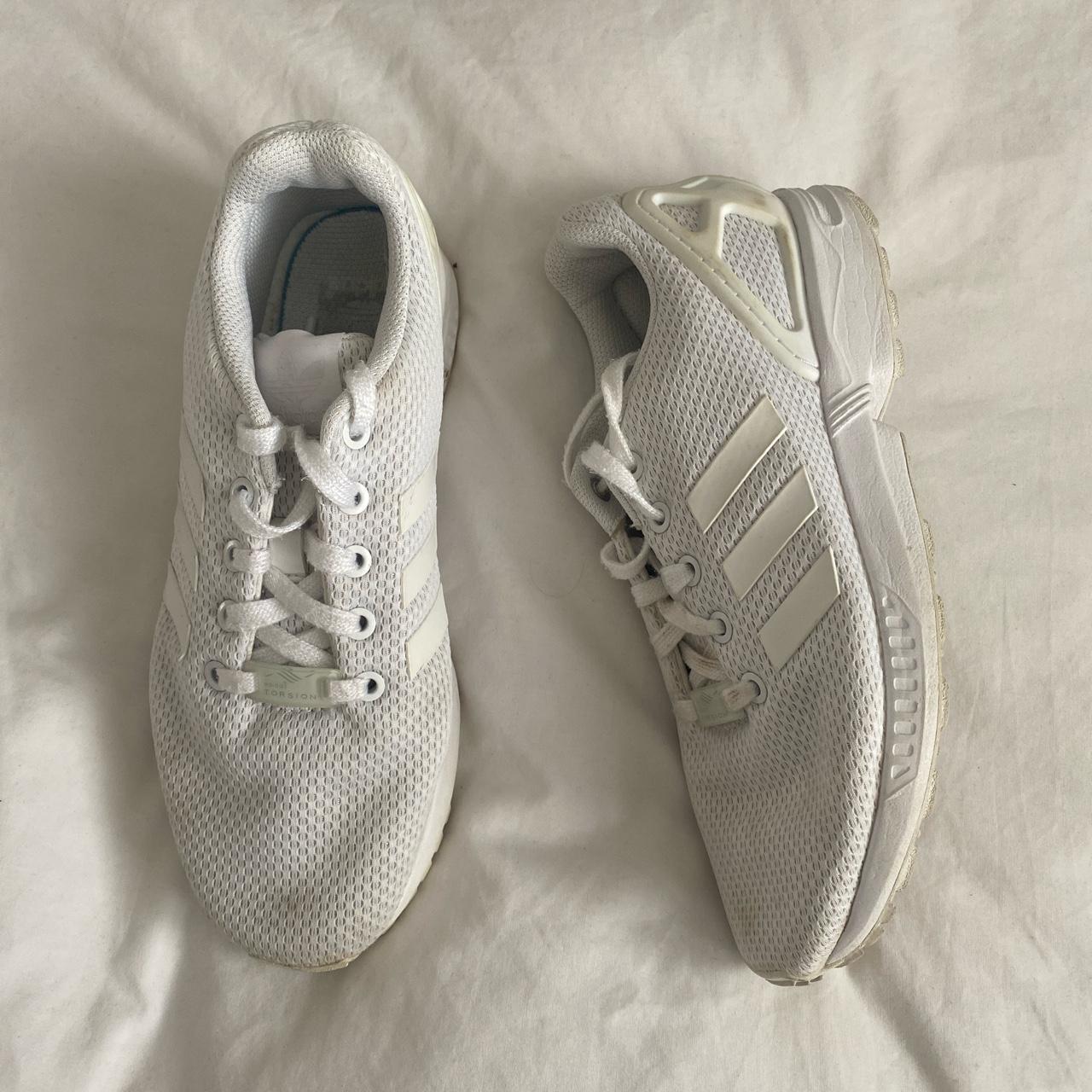 Womens white clearance adidas flux trainers