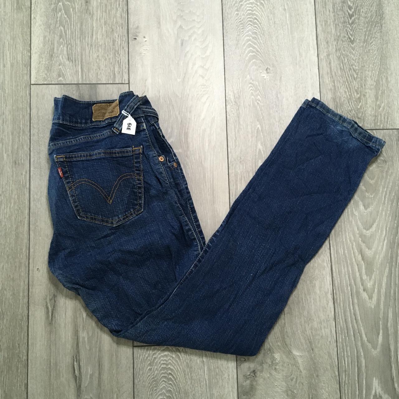 Levi's Women's Blue Jeans | Depop