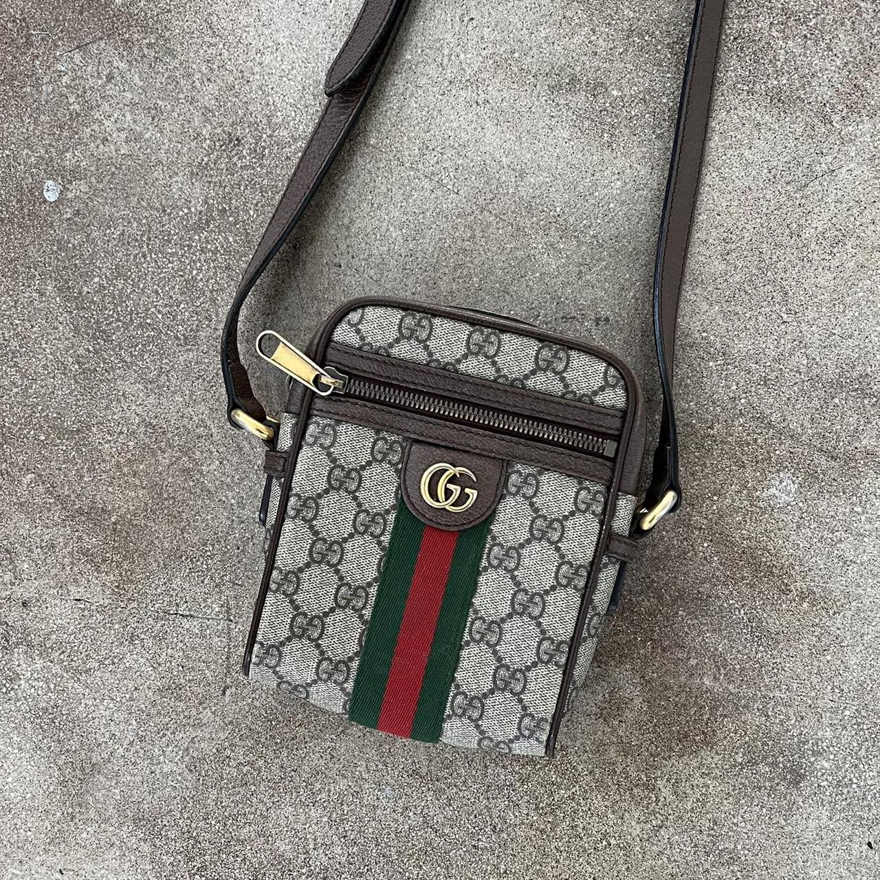 Gucci crossbody bag ophidia GG shoulder bag Very... Depop