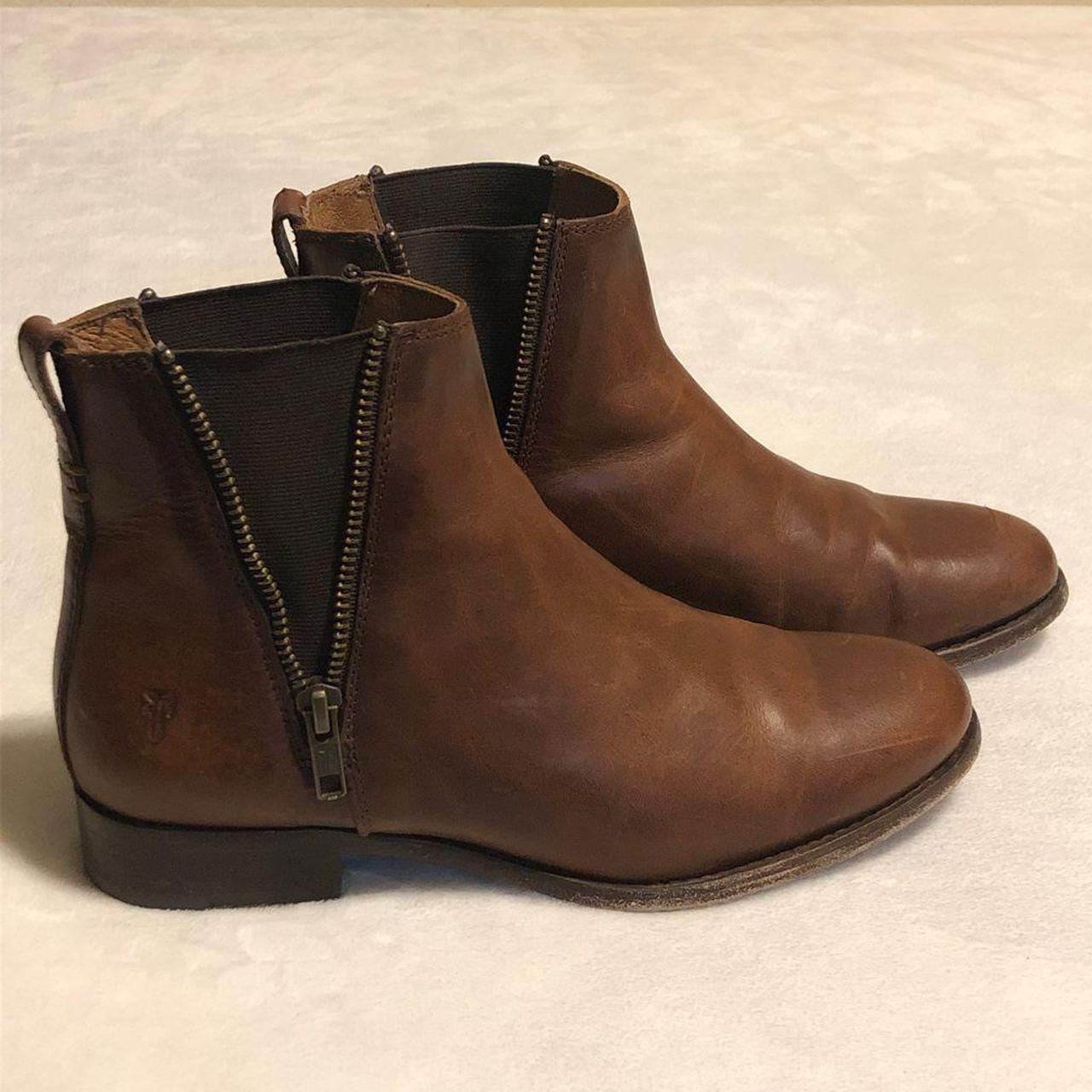 frye carly zip chelsea cognac